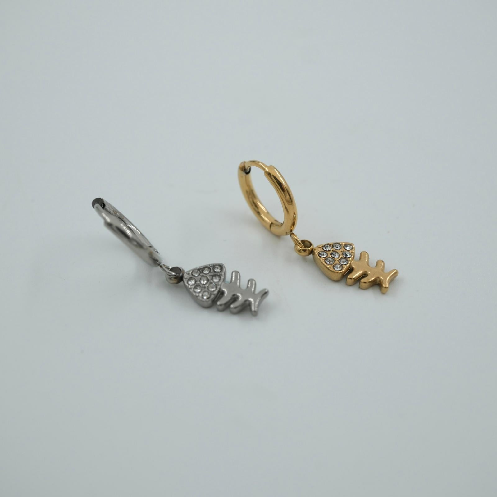 Toptan MİNİ TAŞLI BALIK KILÇIĞI KÜPE