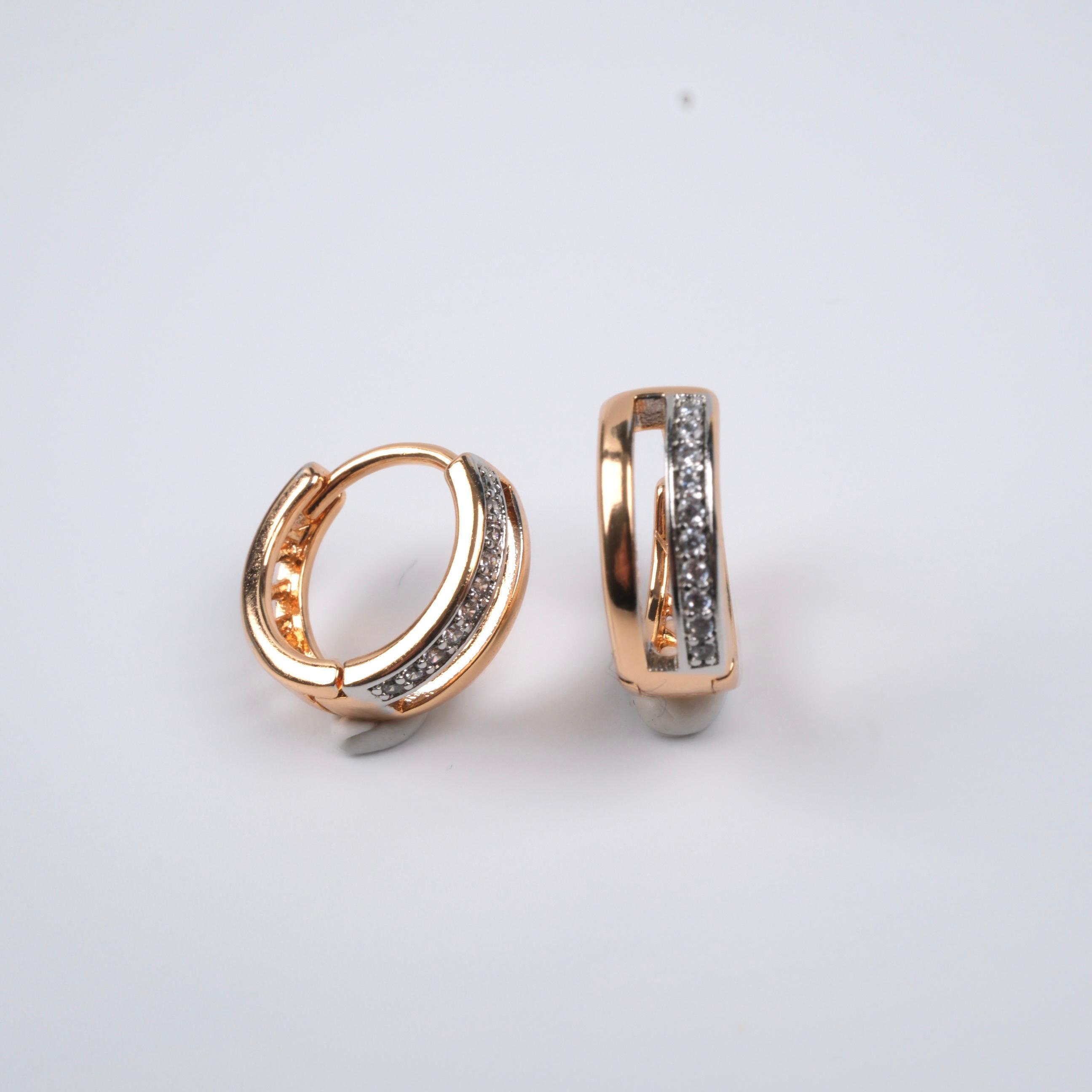 Toptan MİNİ TAŞLI HALKA KÜPE 