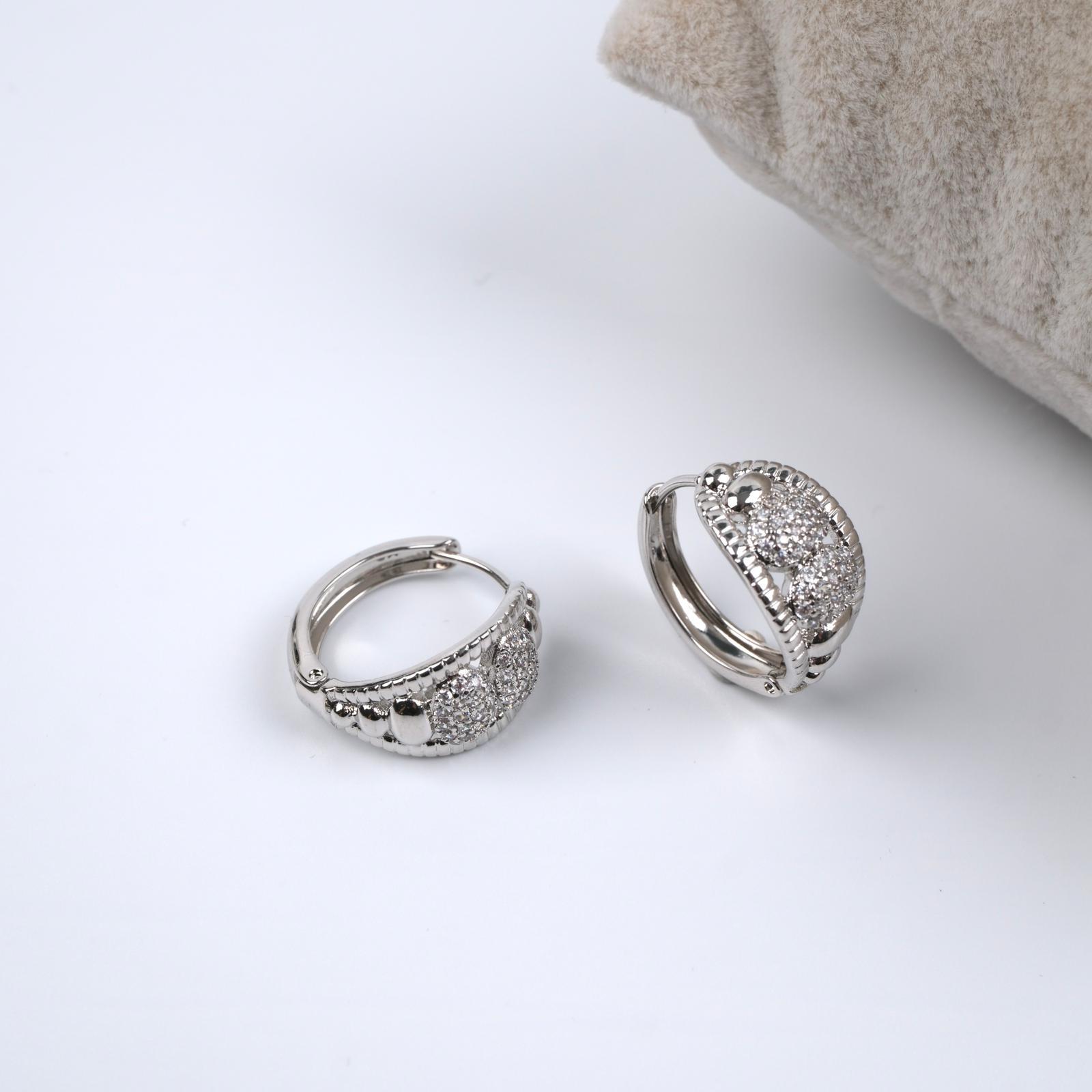 Toptan MİNİ TAŞLI KÜPE