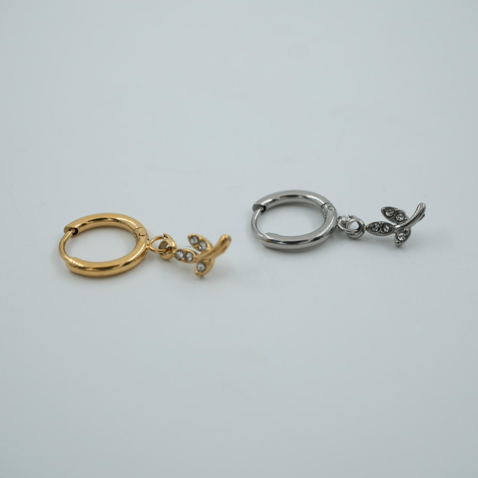 Toptan MİNİ TAŞLI YAPRAK KÜPE 