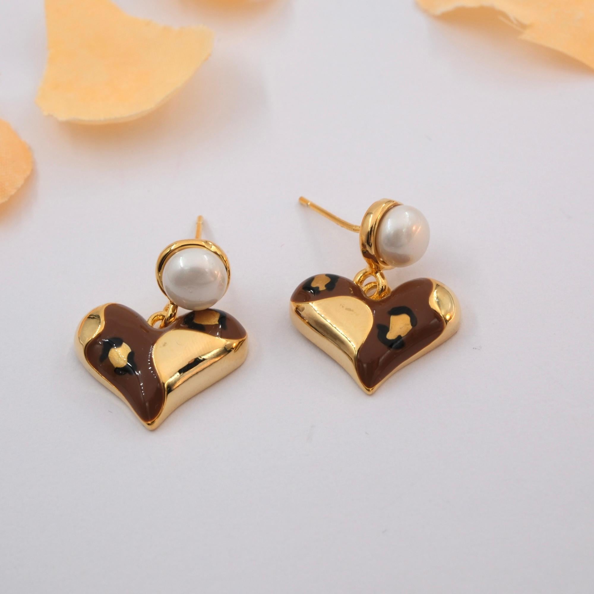 Toptan ÖZEL SERİ İNCİLİ KALP KÜPE