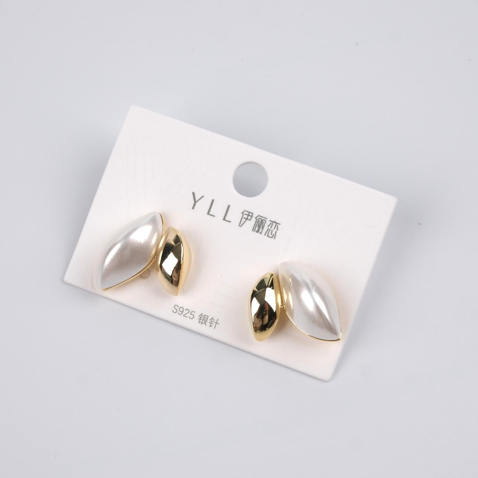 Toptan ÖZEL SERİ KORE KÜPE