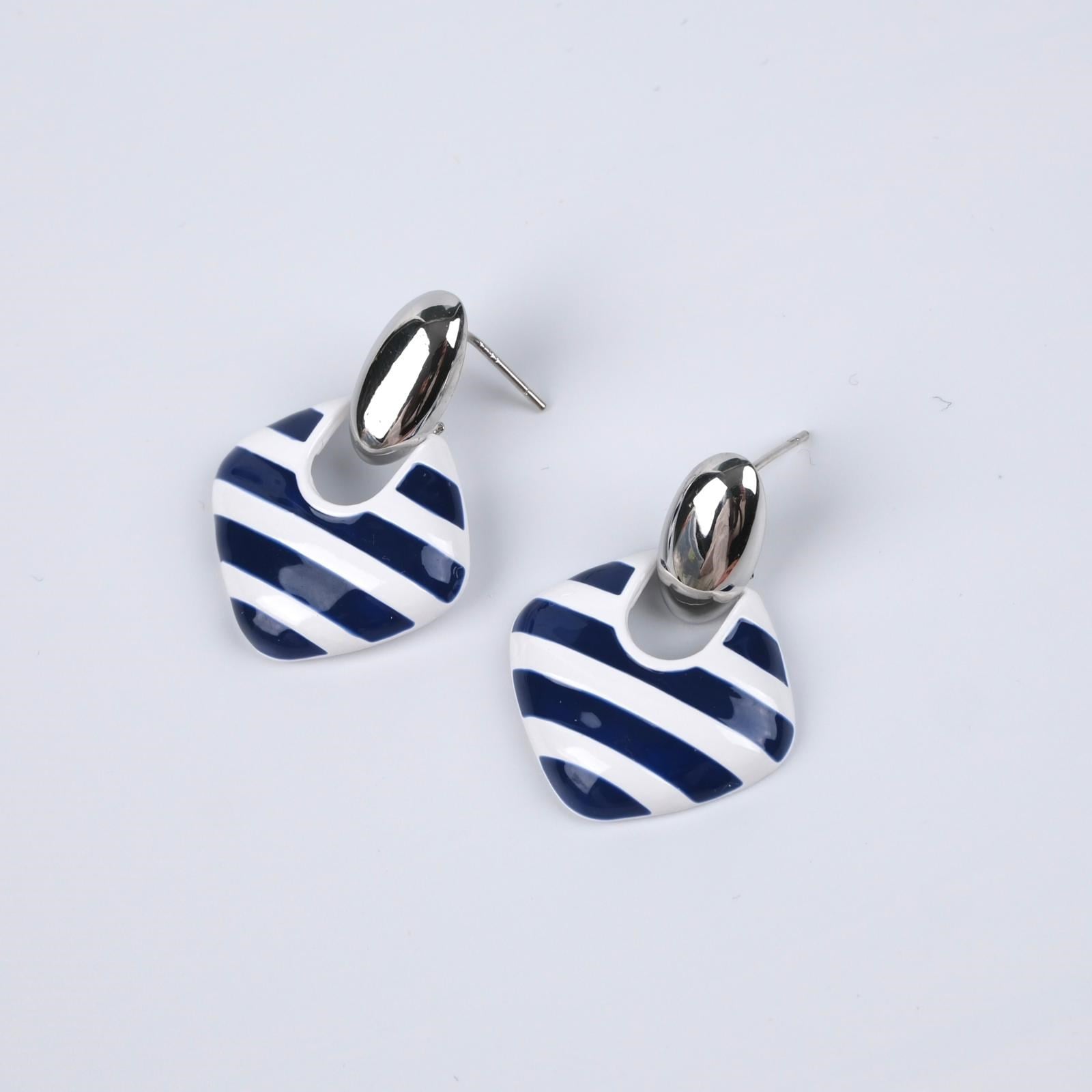 Toptan ÖZEL SERİ KORE KÜPE