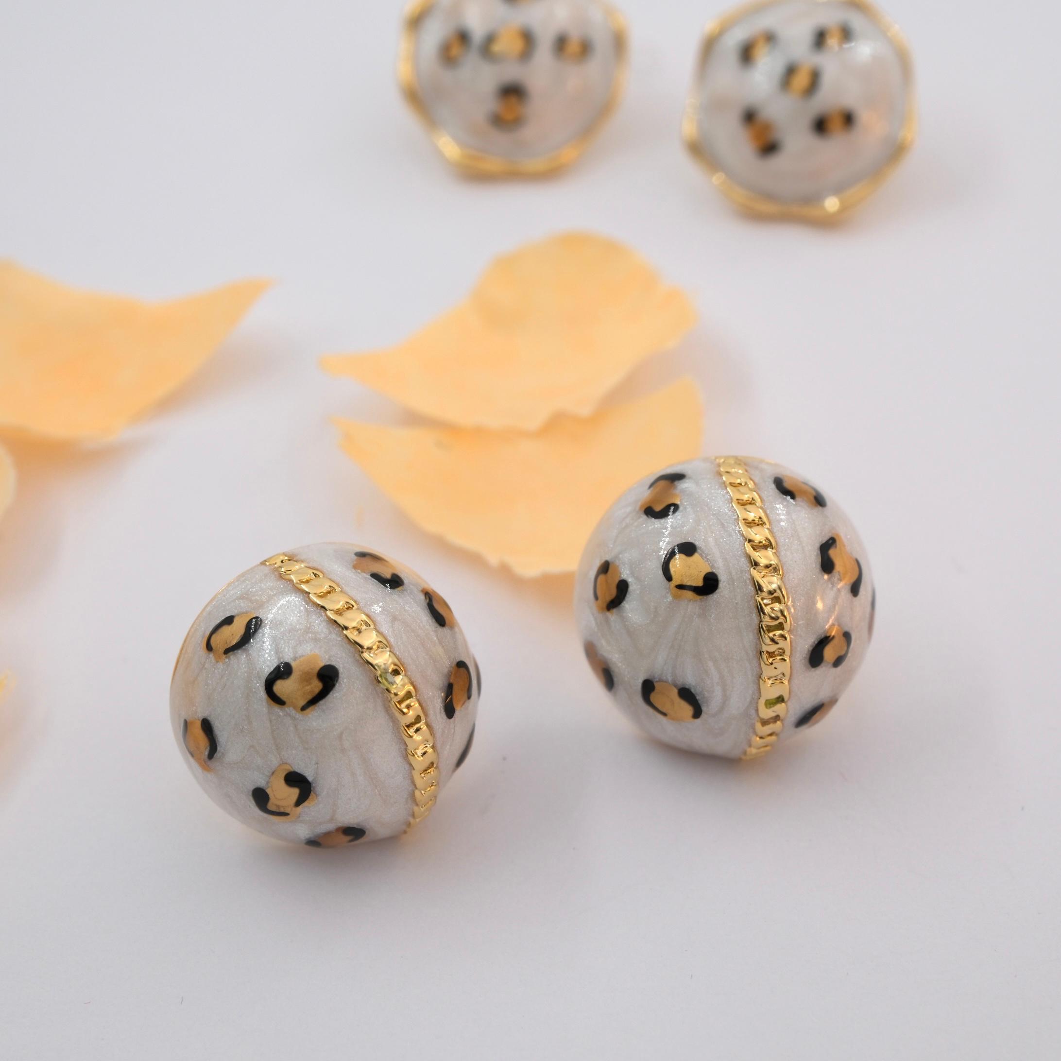 Toptan ÖZEL SERİ TOP LEOPAR KÜPE 