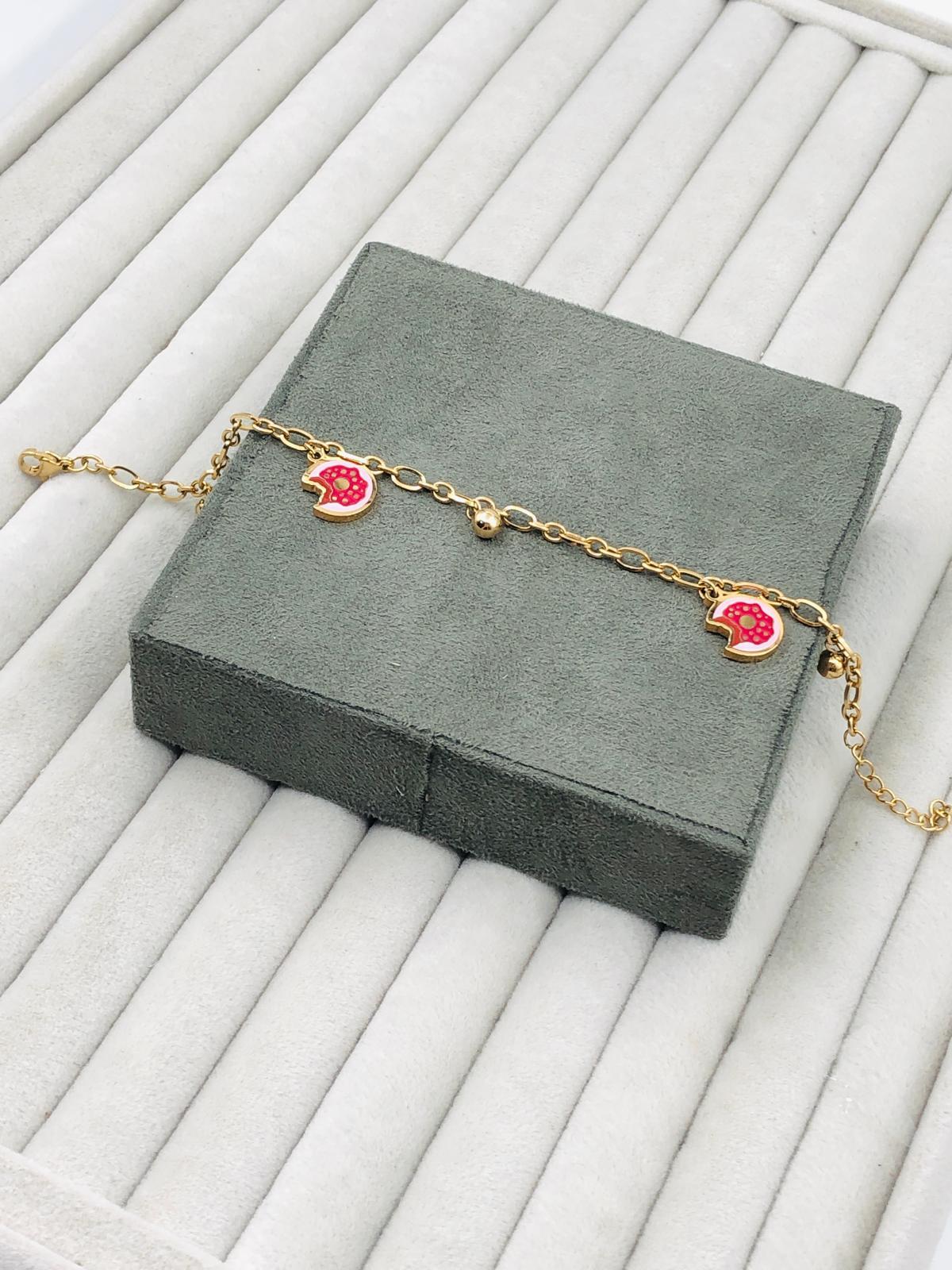 Toptan PEMBE FİGÜR DETAYLI BİLEKLİK