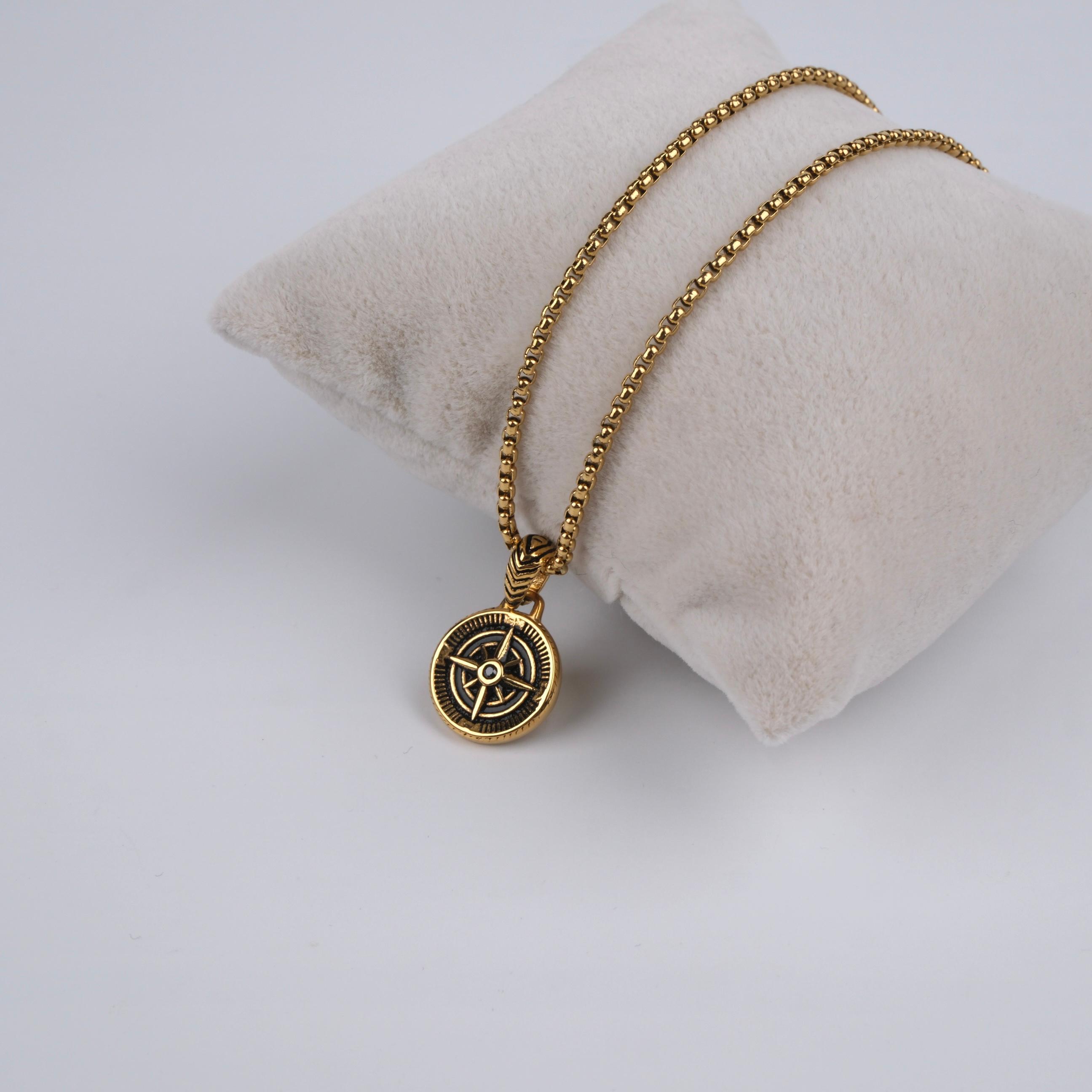 Toptan PUSULA UÇLU GOLD KOLYE