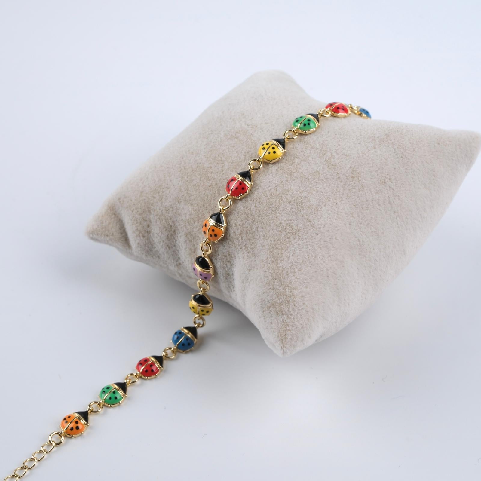 Toptan RENKLİ UĞURBÖCEĞİ BİLEKLİK