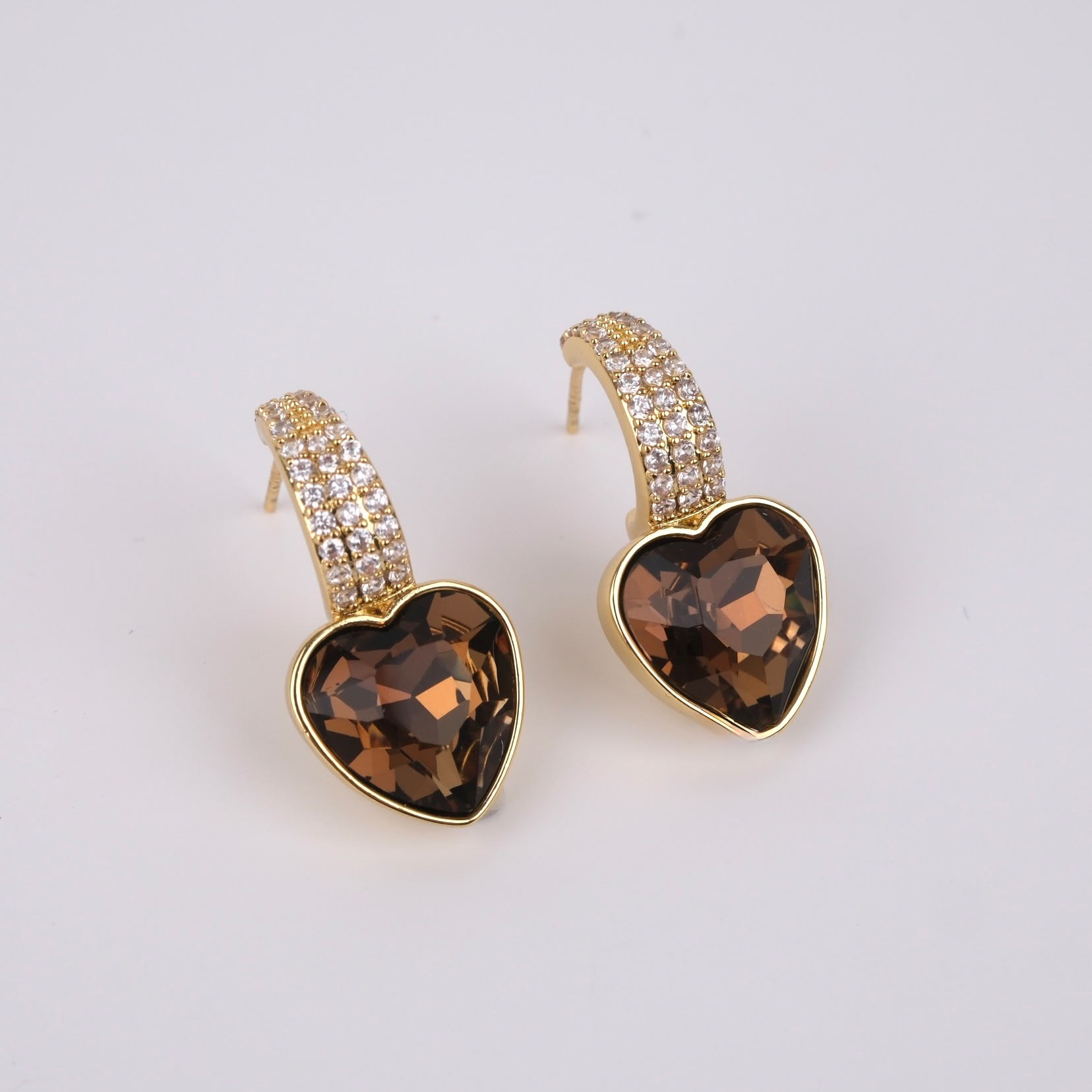 Toptan SWAROVSKİ TAŞLI KALP KÜPE