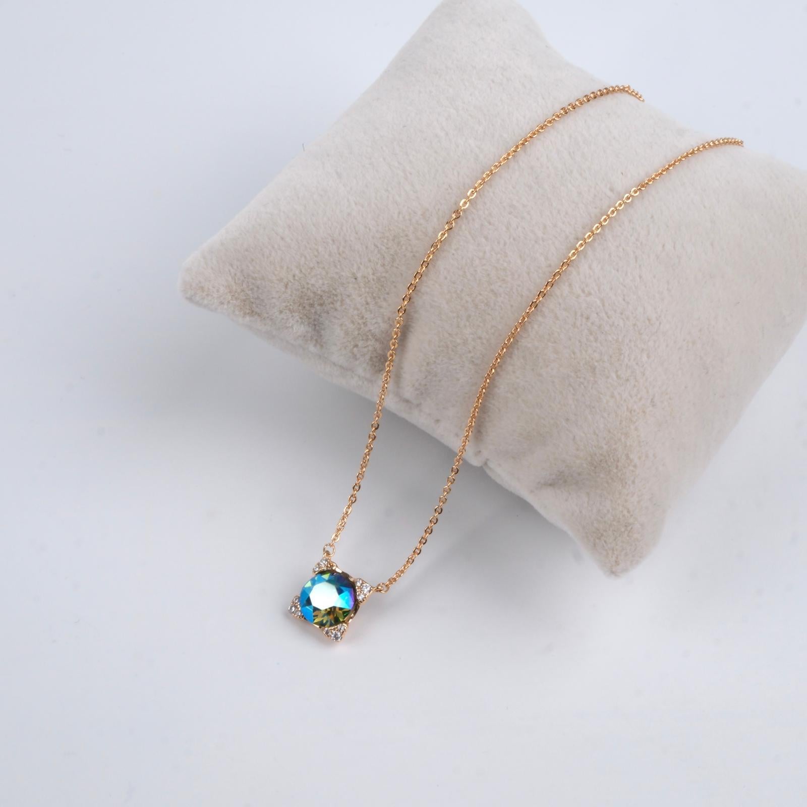 Toptan SWAROVSKİ TAŞLI KOLYE 