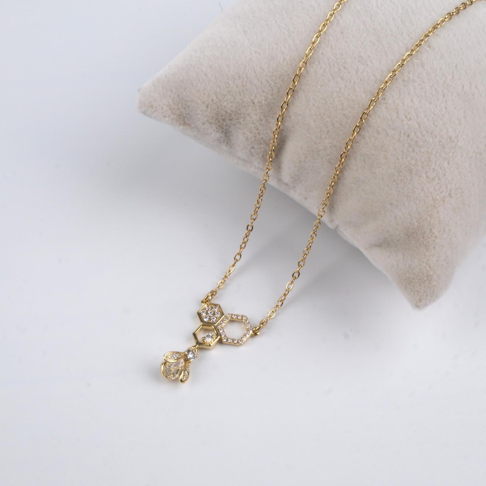 Toptan SWAROVSKİ TAŞLI KÜPE