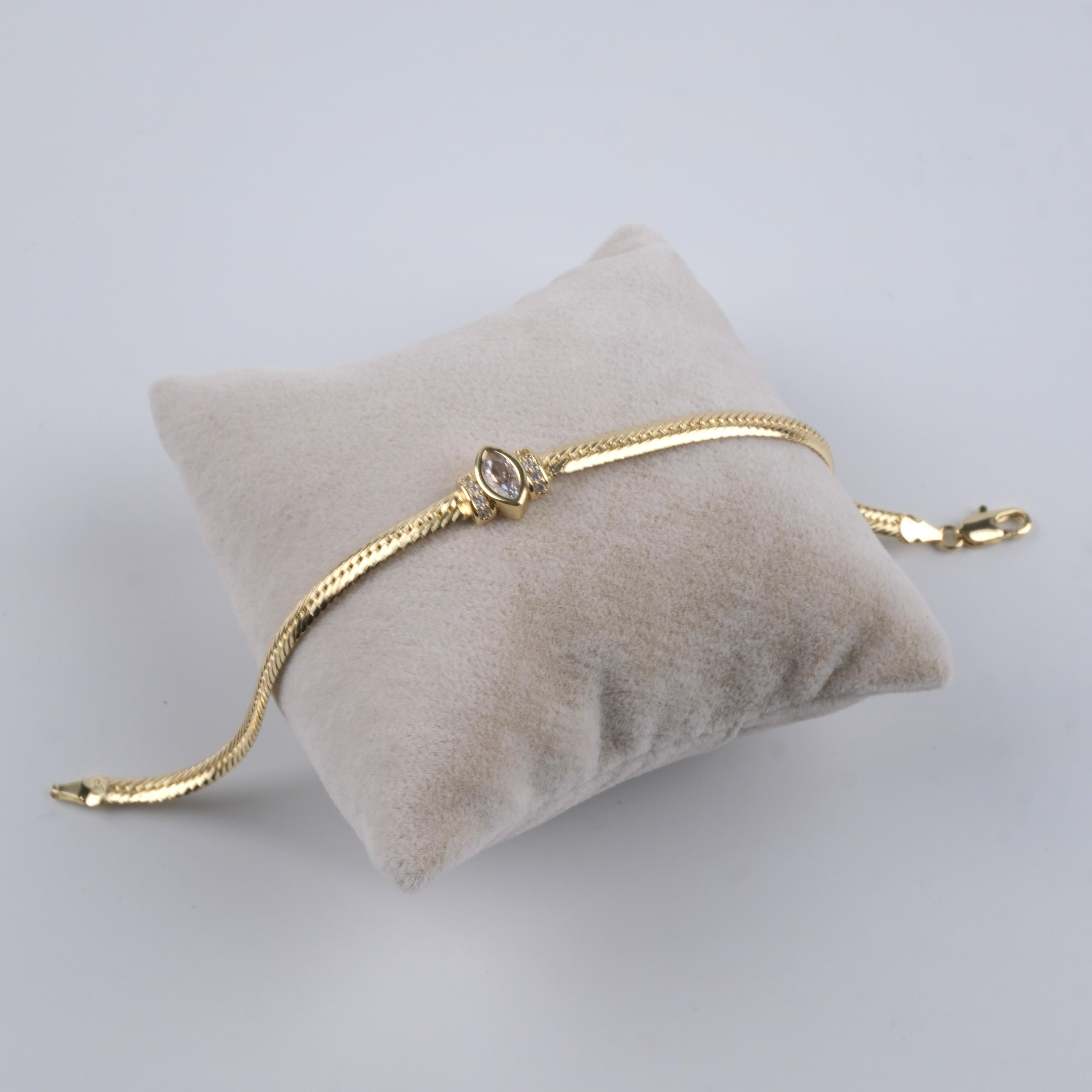 Toptan TAŞ DETAY EZME BİLEKLİK 