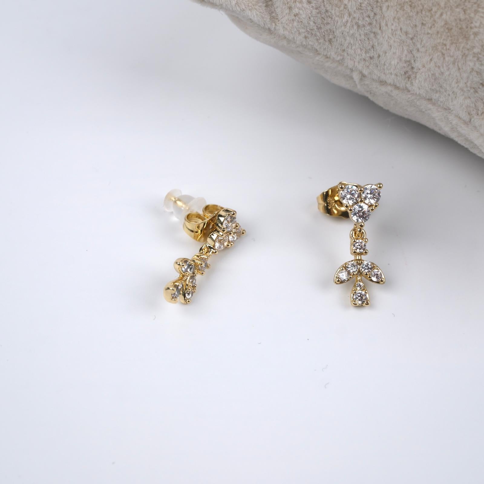 Toptan VIP SERİ MİNİ TAŞLI KÜPE