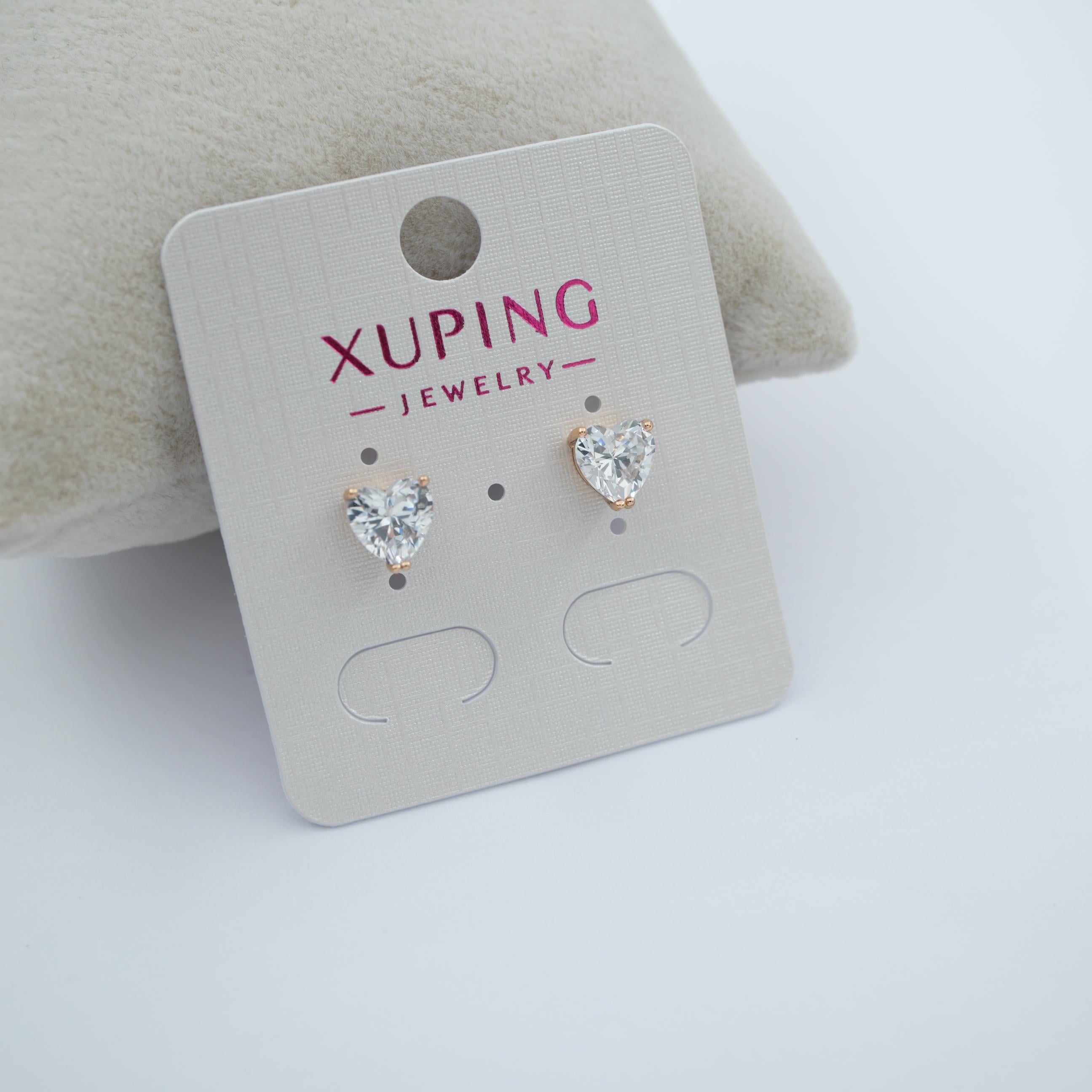 Toptan VIP SERİ TAŞ KALP KÜPE 