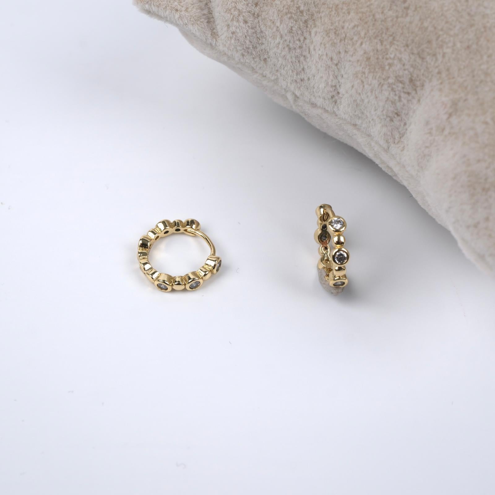 Toptan VIP SERİ TAŞLI KÜPE