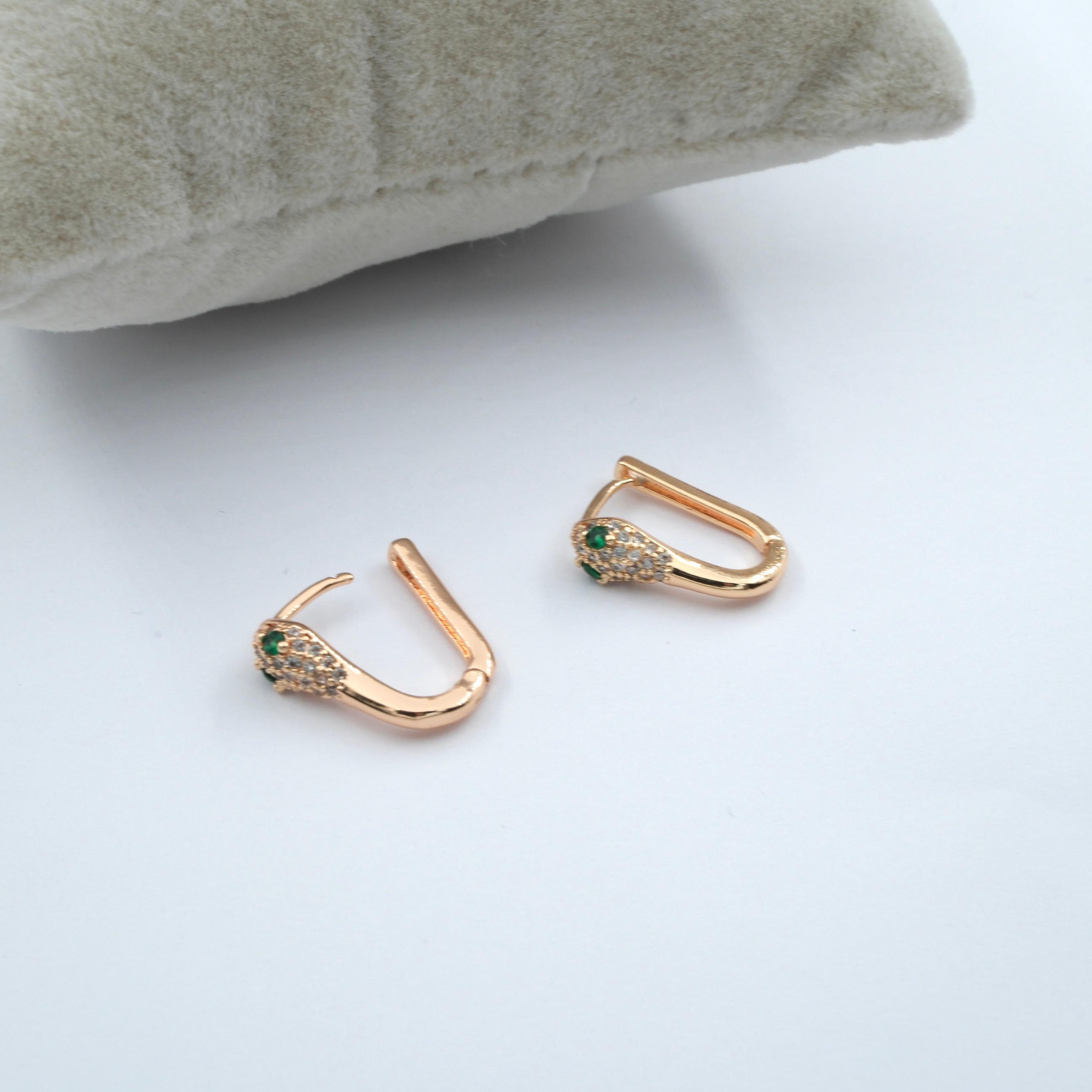 Toptan VIP SERİ YILAN DETAY KÜPE 