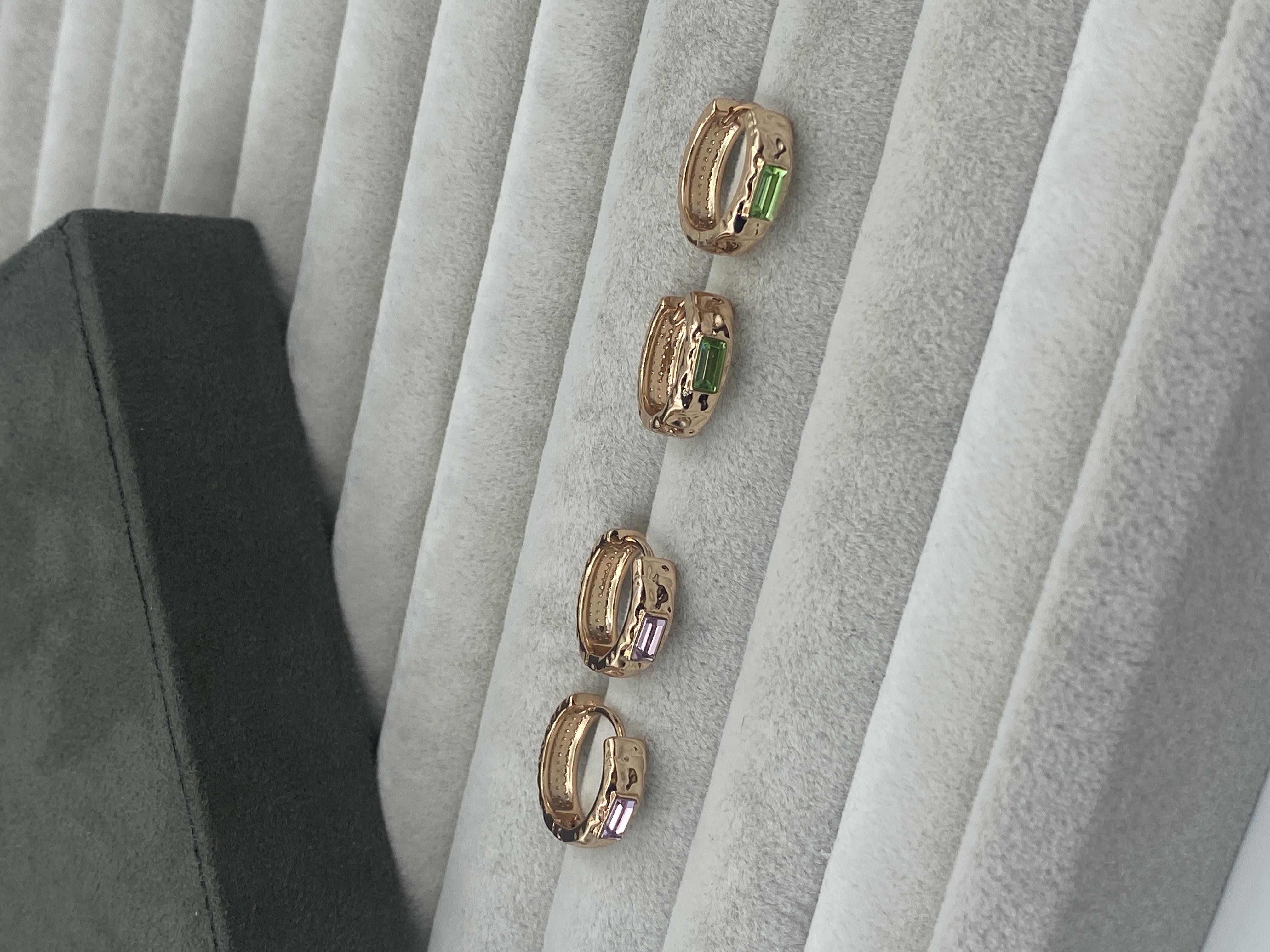 VIP SERİ SWAROVSKİ TAŞLI KÜPE4