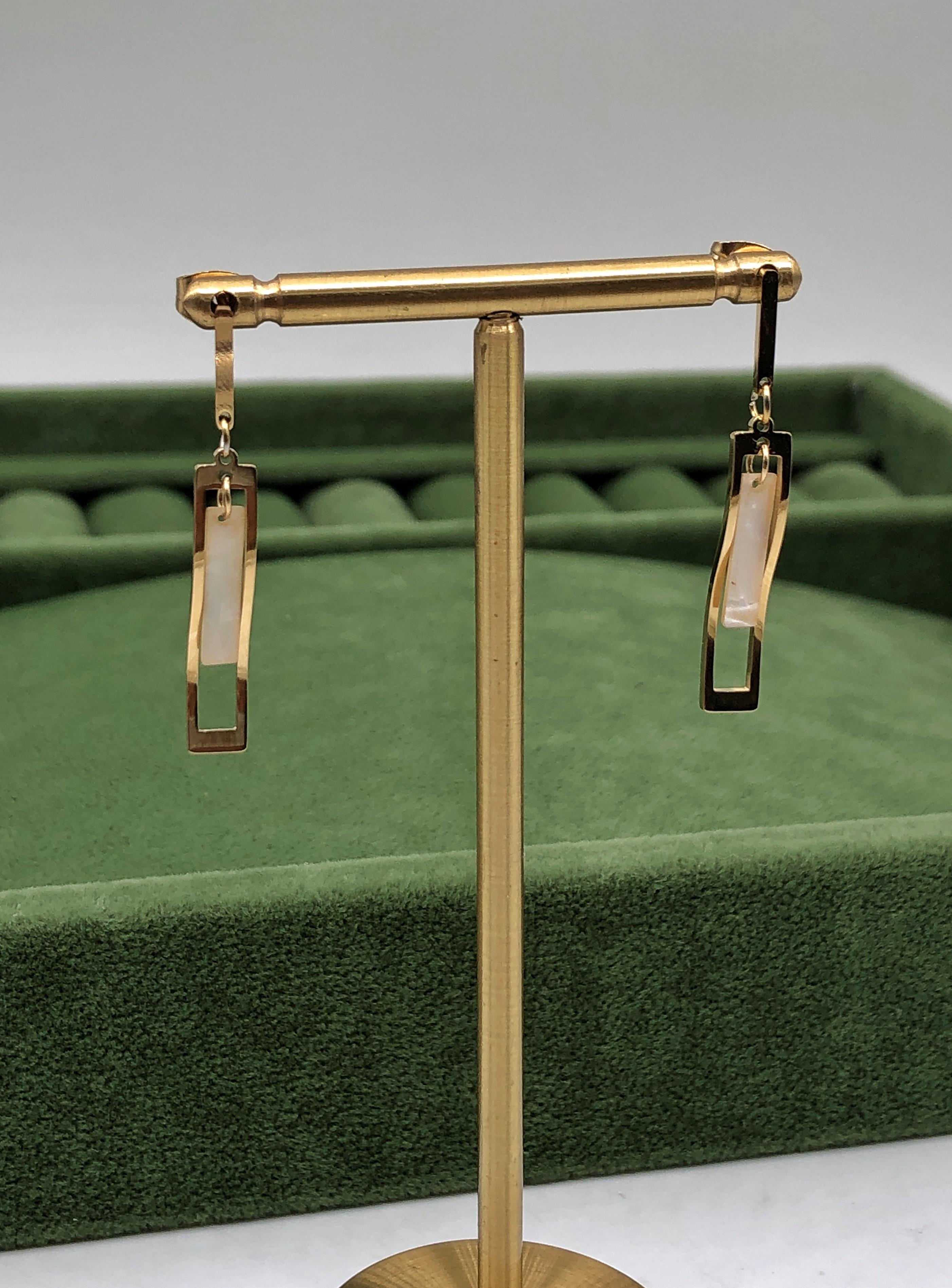 XUPING MARKA DİKDÖRTGEN SEDEFLİ KÜPE