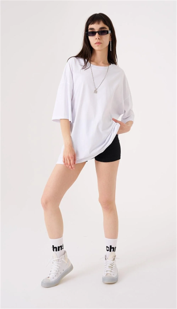 Kadın Basic Pamuklu Süprem Oversize Beyaz Tişört