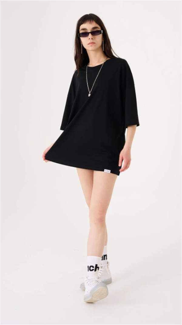 Kadın Basic Pamuklu Süprem Oversize Siyah Tişört