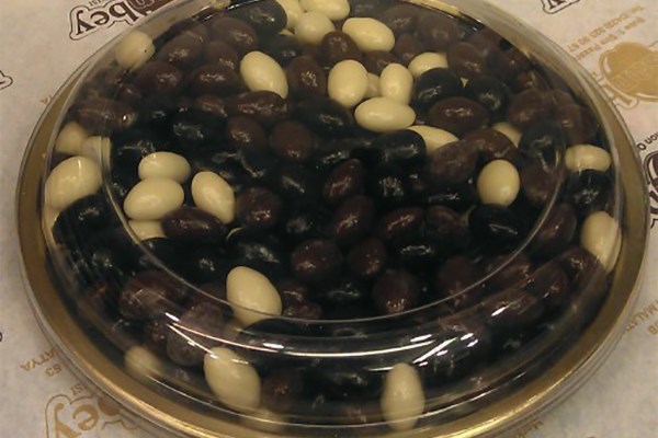 Hasanbey Çikolatalı Draje Kayısı Çekirdeği 500 GR