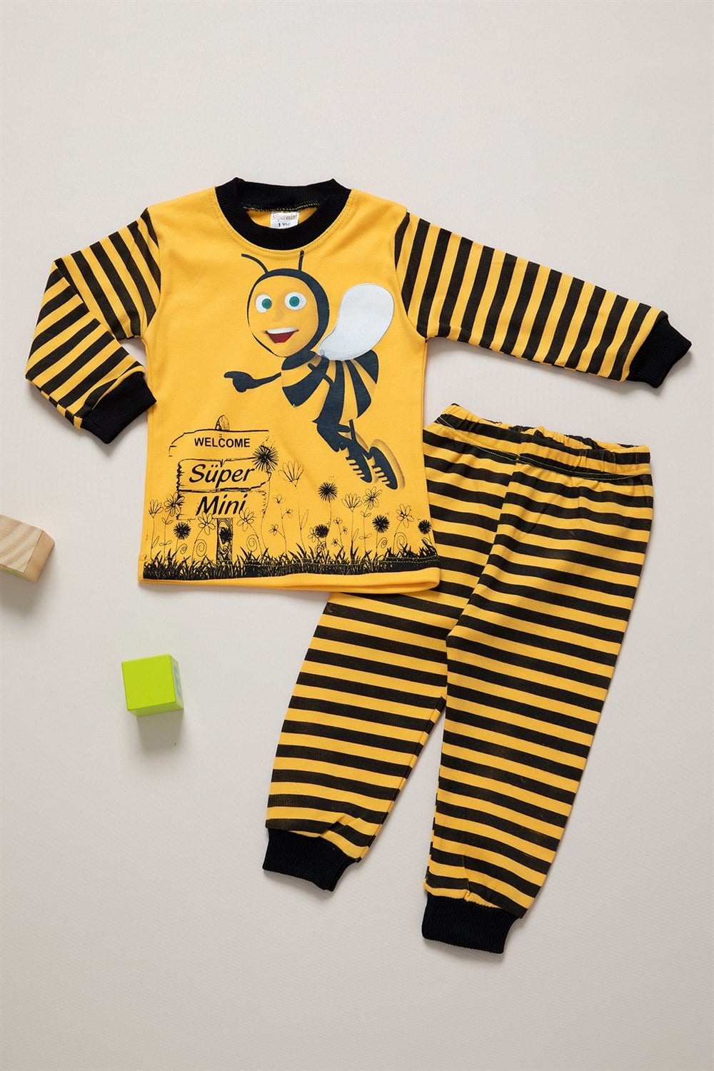 Arılı Çocuk Pijama Takımı