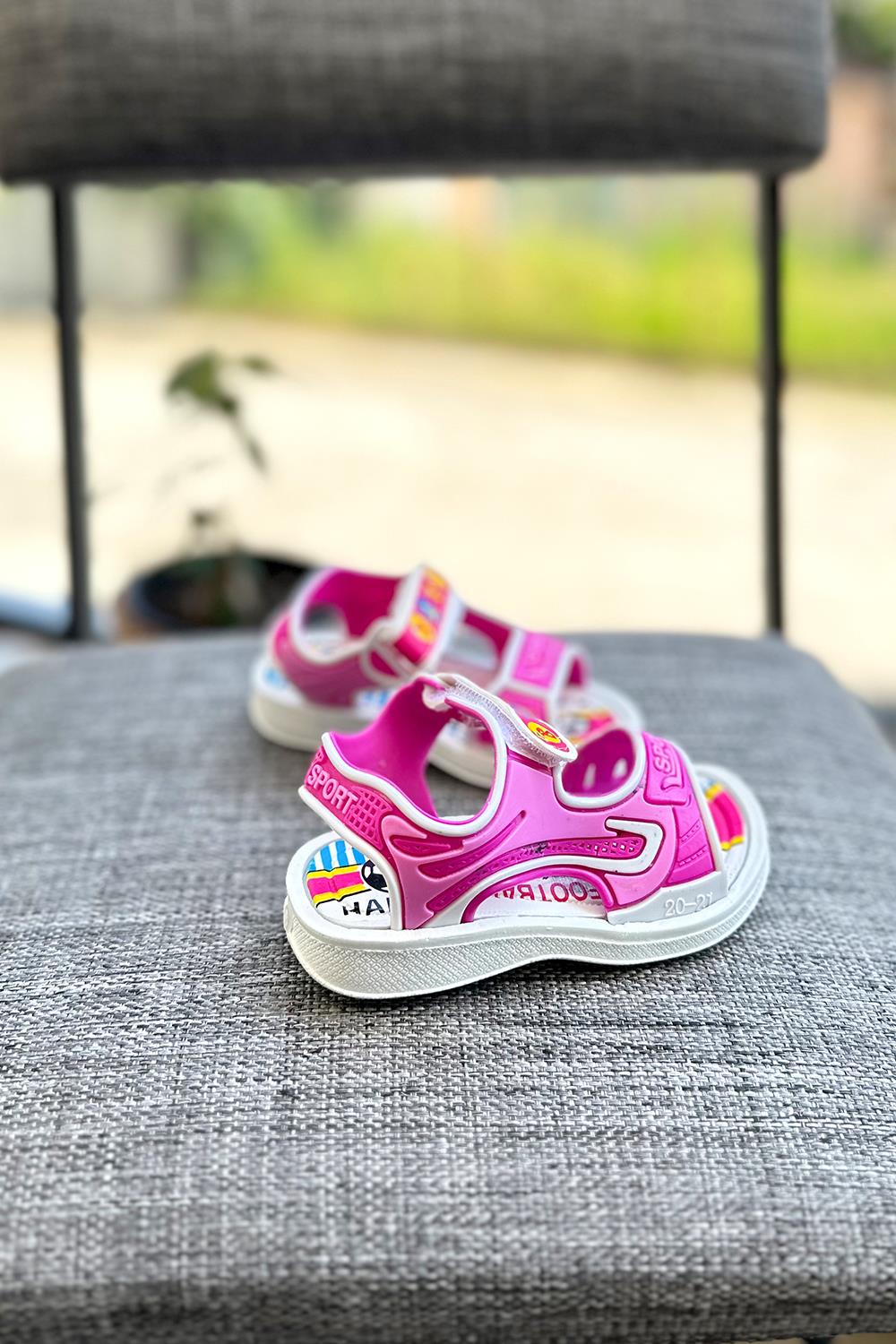 Baby Baskılı Kız Çocuk Sandalet Pembe