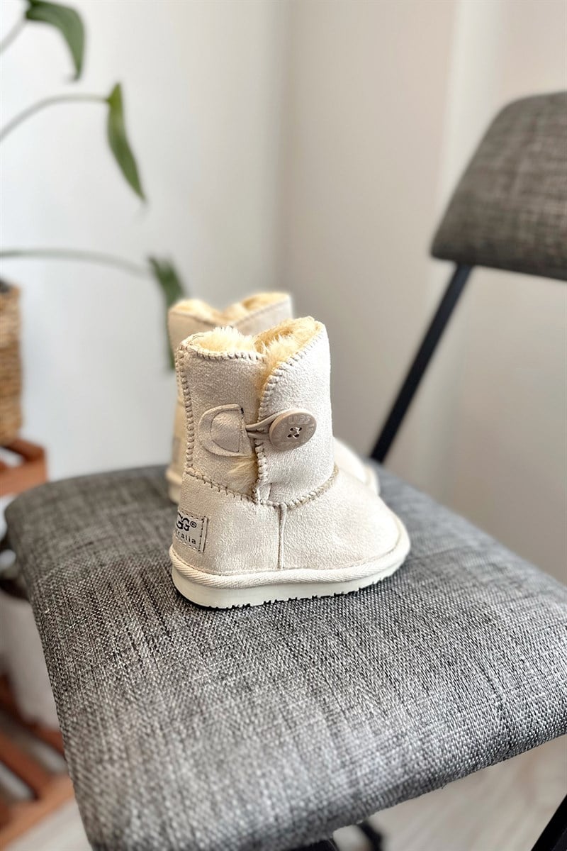 İçi Kürklü Düğmeli Çocuk Bir Takım Krem