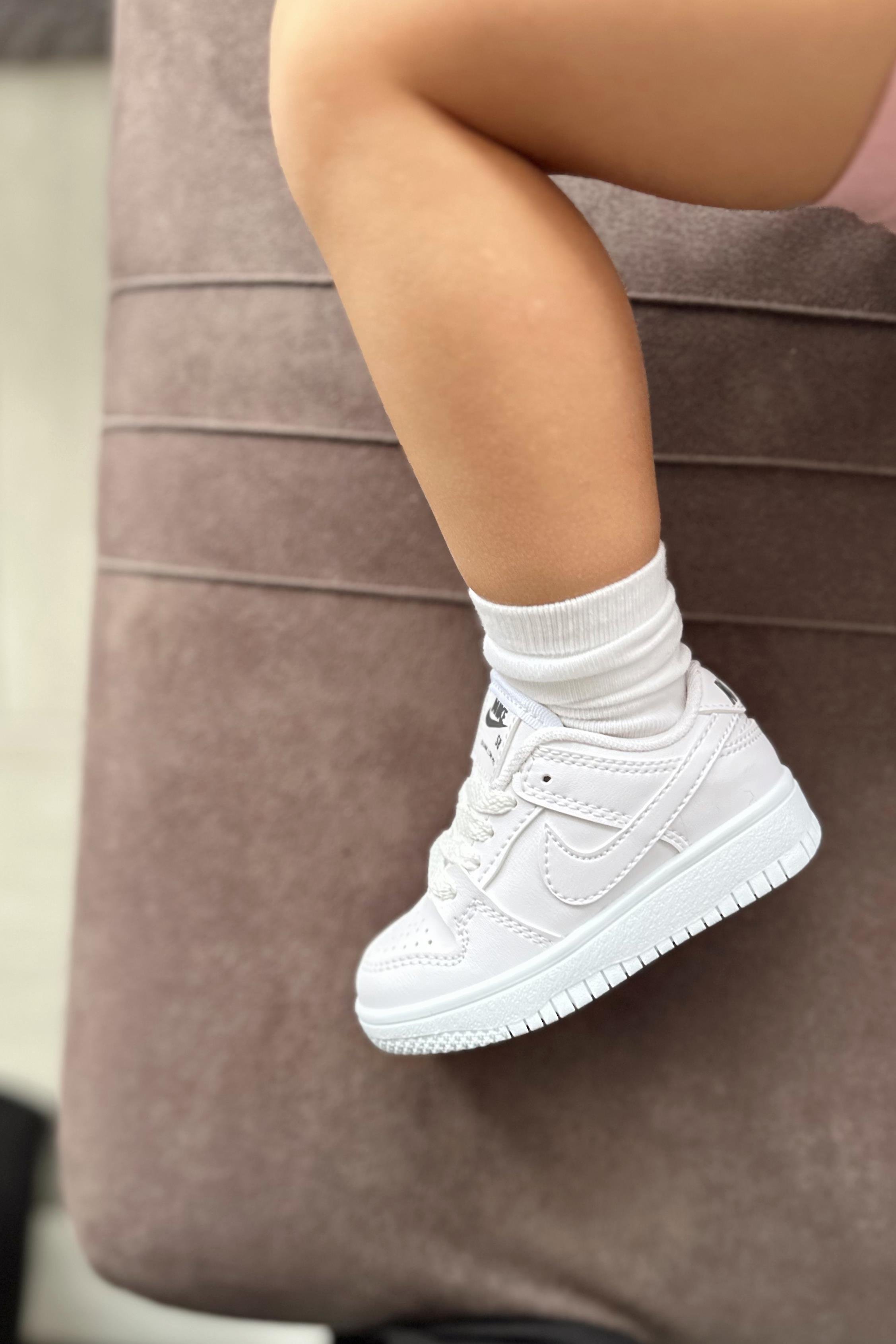 Baskılı Bağcıklı Çocuk Spor Ayakkabı Beyaz