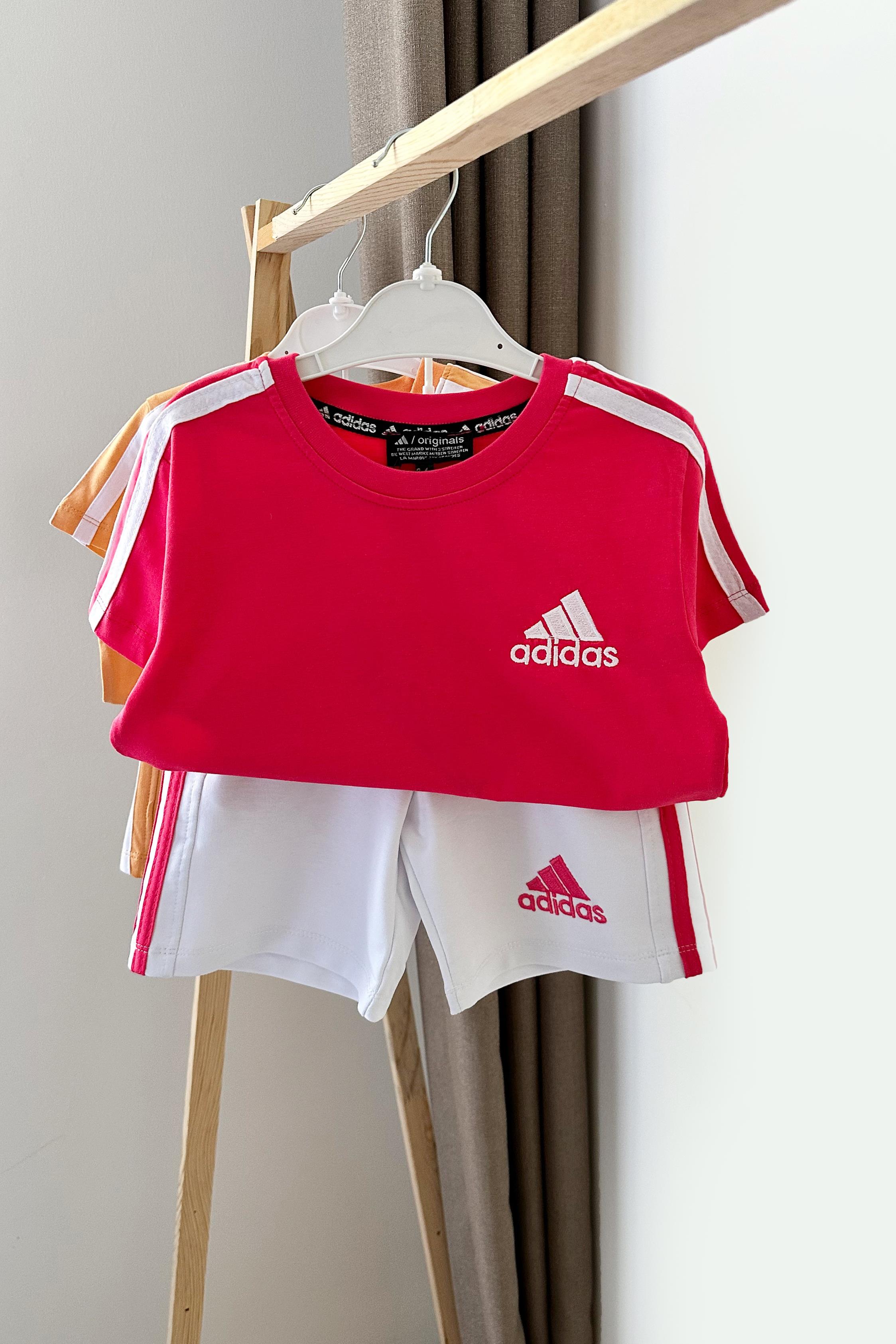 Kolu Şeritli Çocuk Şortlu Takım Pembe Beyaz