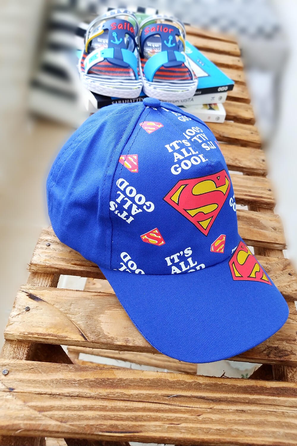 Superman Baskılı Siperli Şapka Mavi