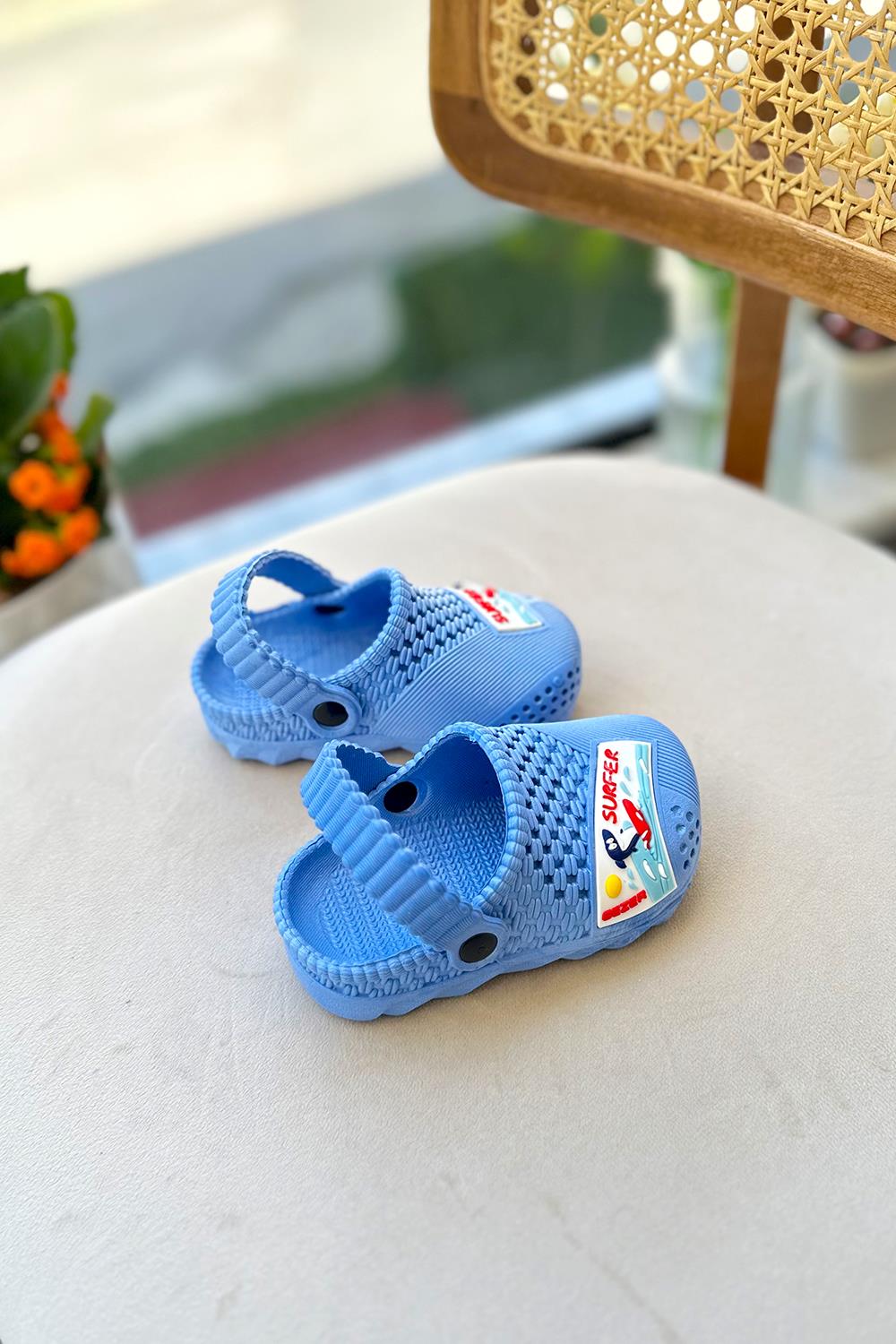 Surper Baskılı Delikli Çocuk Sandalet Mavi