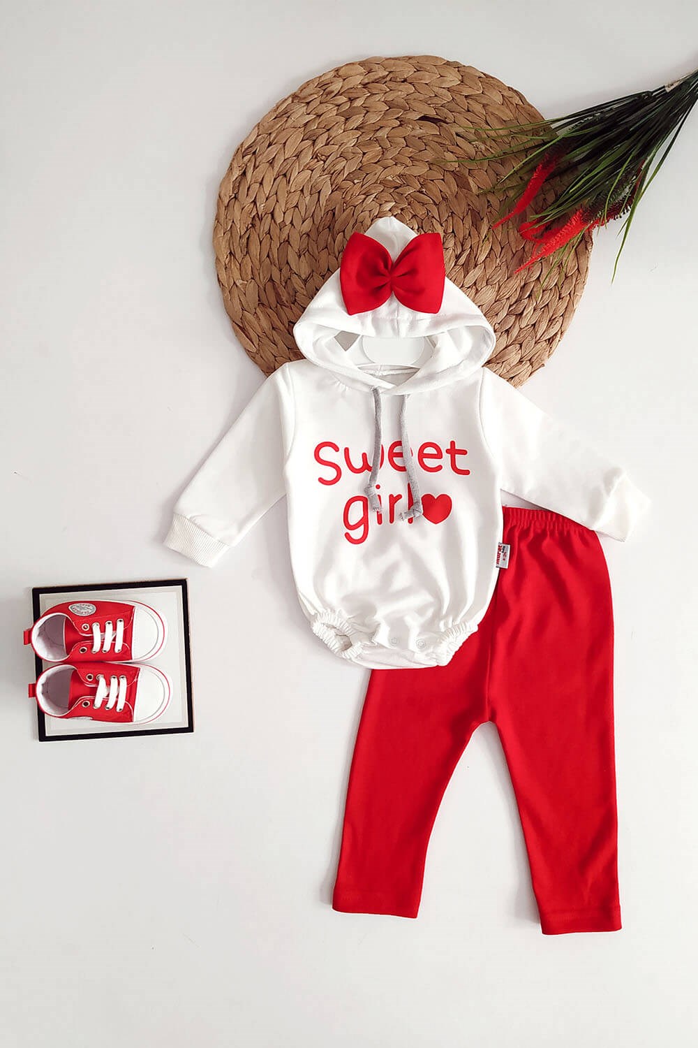 Sweet Girl Baskılı Zıbın Takım Kırmızı Beyaz