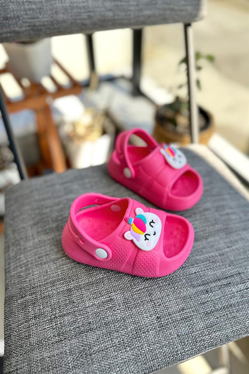 Unicorn Baskılı Arkası Bantlı Çocuk Sandalet Pembe