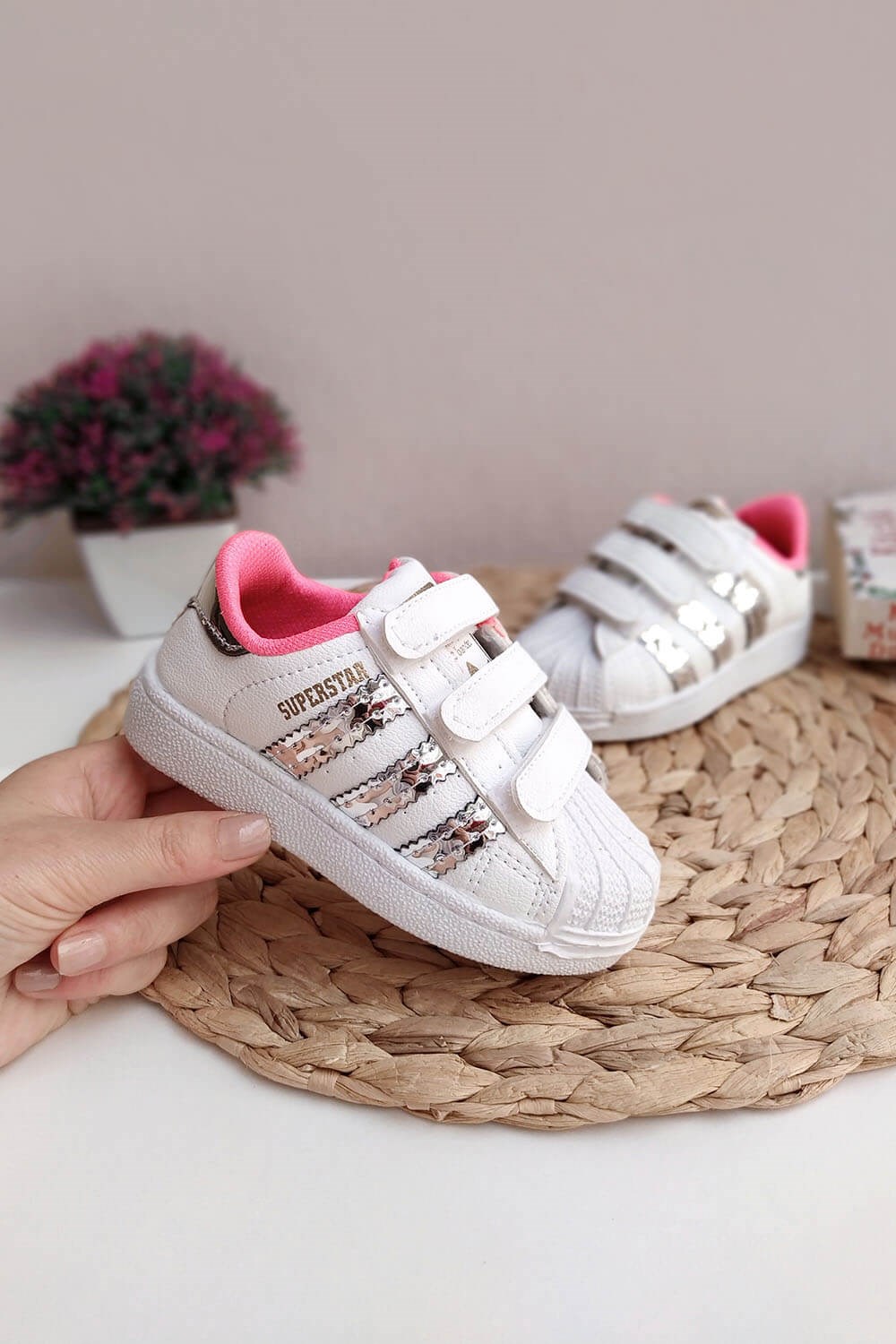 Yapışkanlı Yanı Şeffaf Şeritli Çocuk Spor Ayakkabı Beyaz