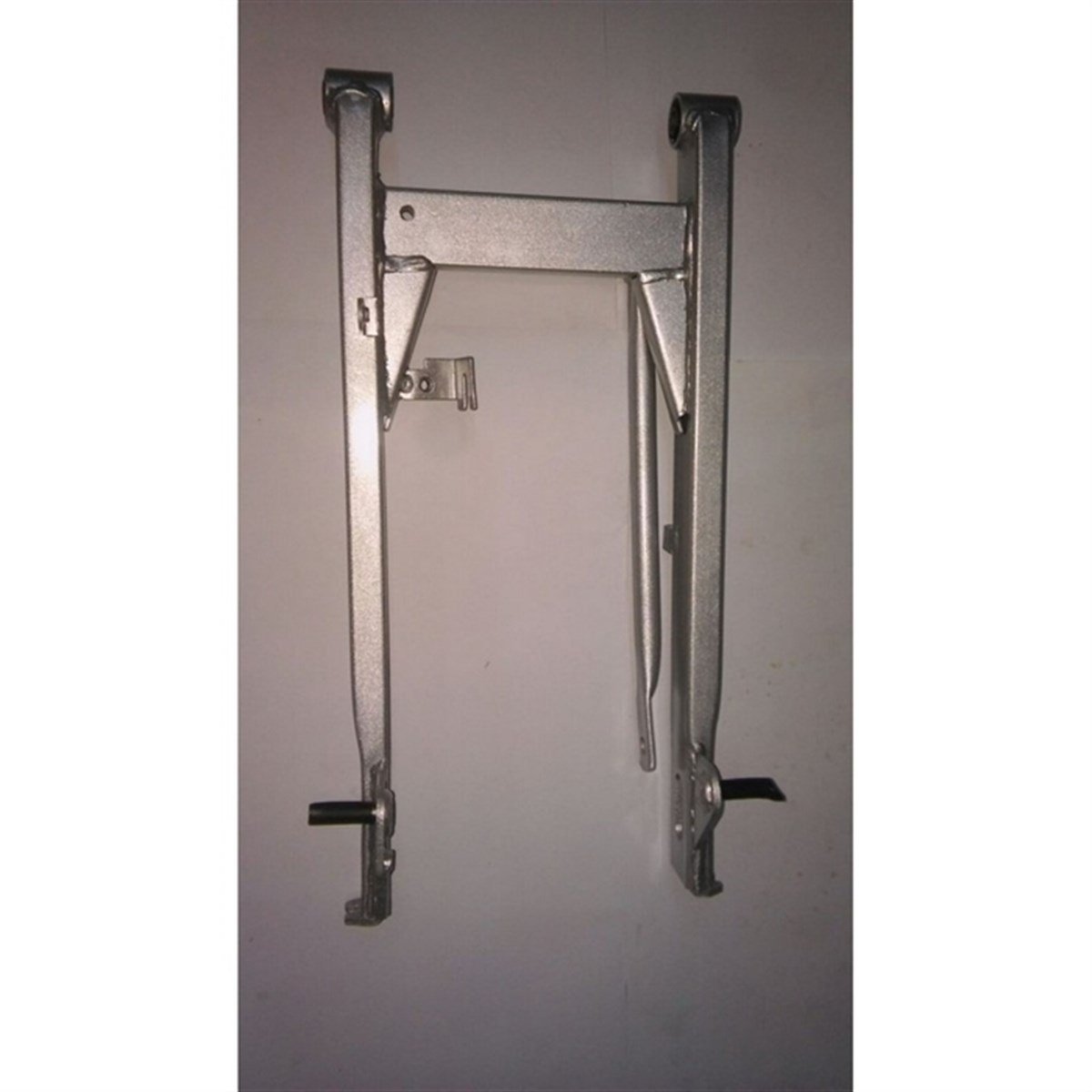 TAY 100 ARKA SALINCAK