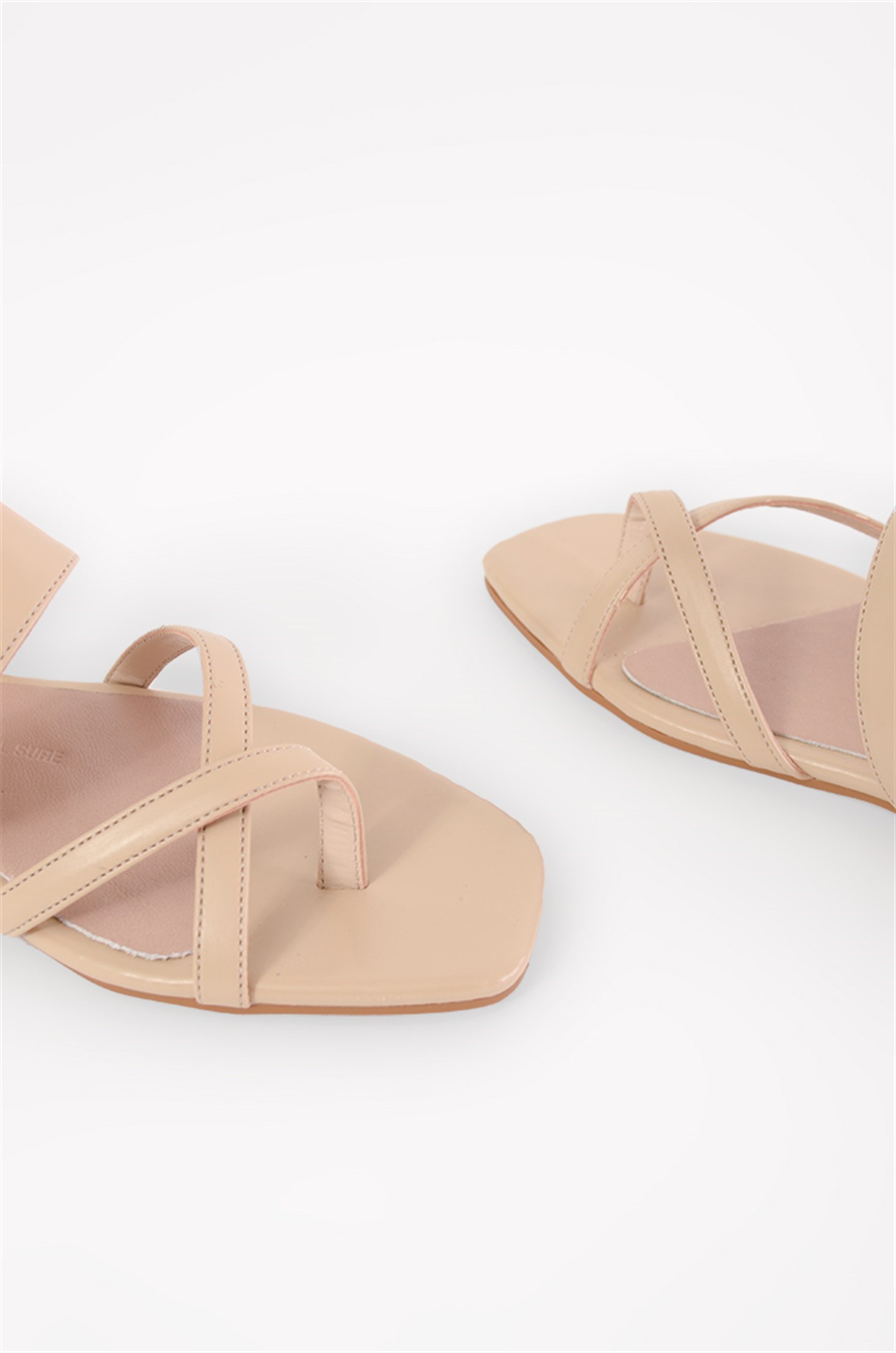 MENYU - Bej - Terlik