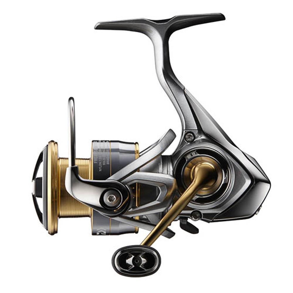 Daiwa Freams 18 LT 2500 SXH Spin Olta Makinesi