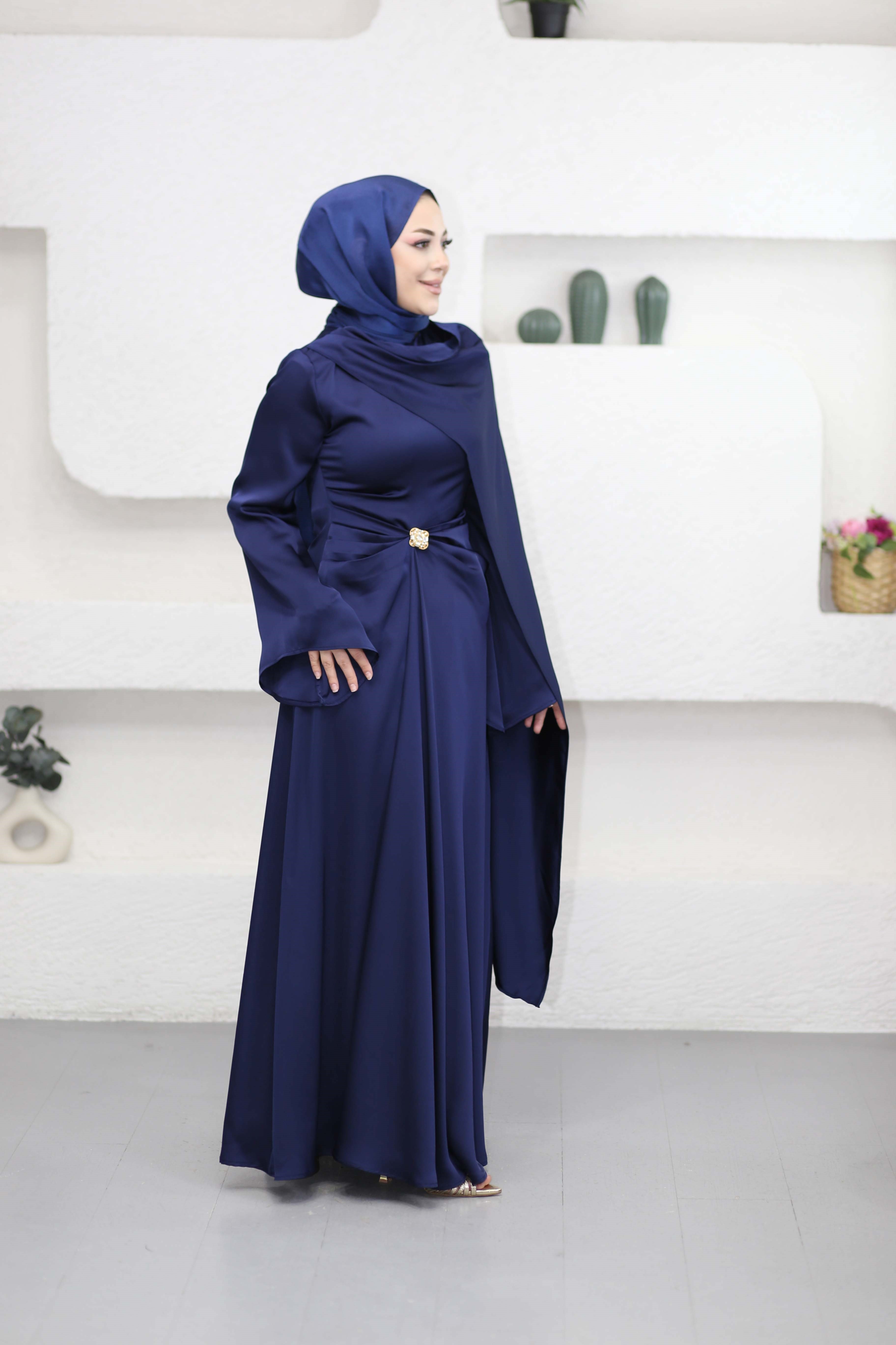 İsalle Broşlu Elbise Lacivert 6841