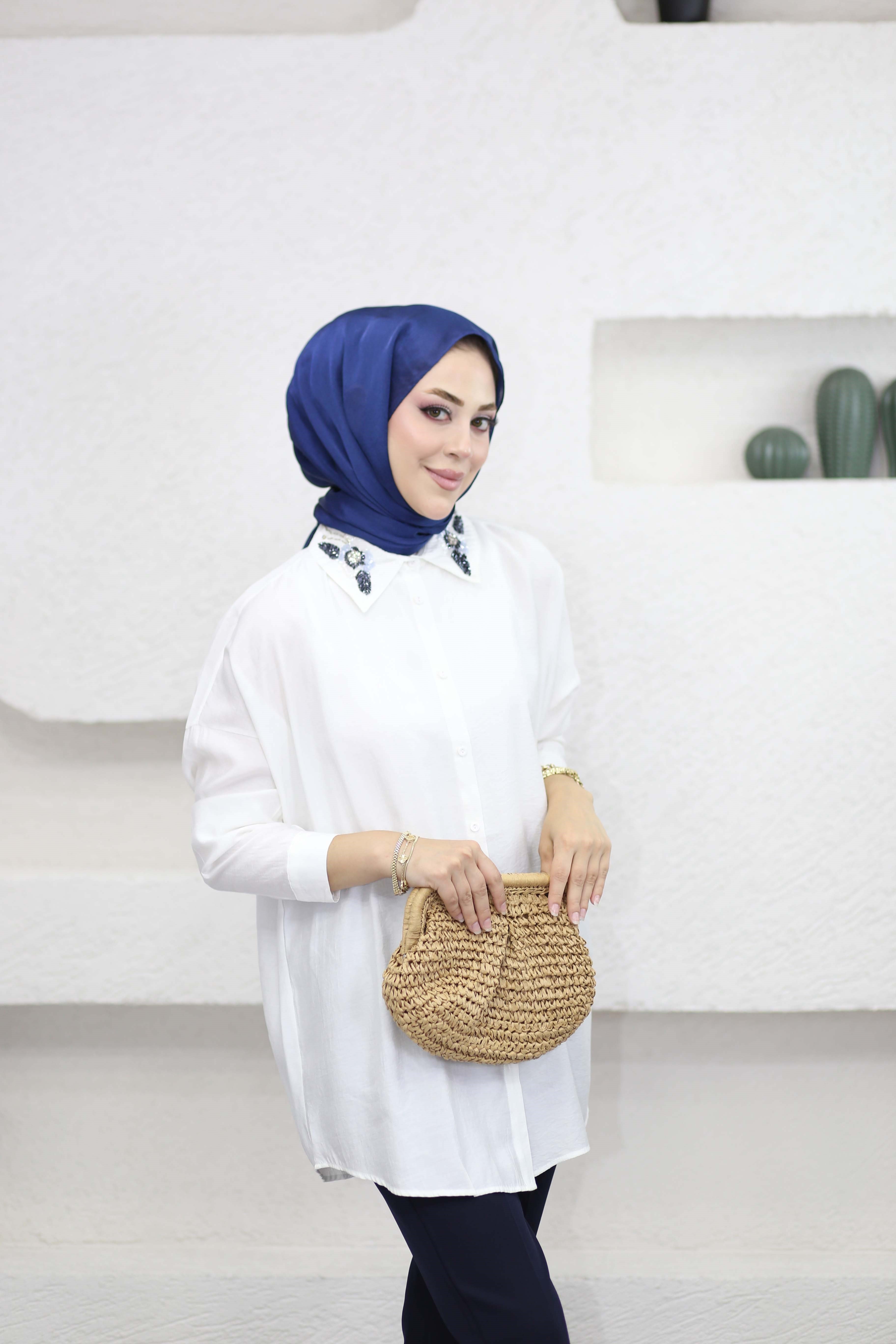 Yakası İşleme Detaylı Gömlek Ekru 3465