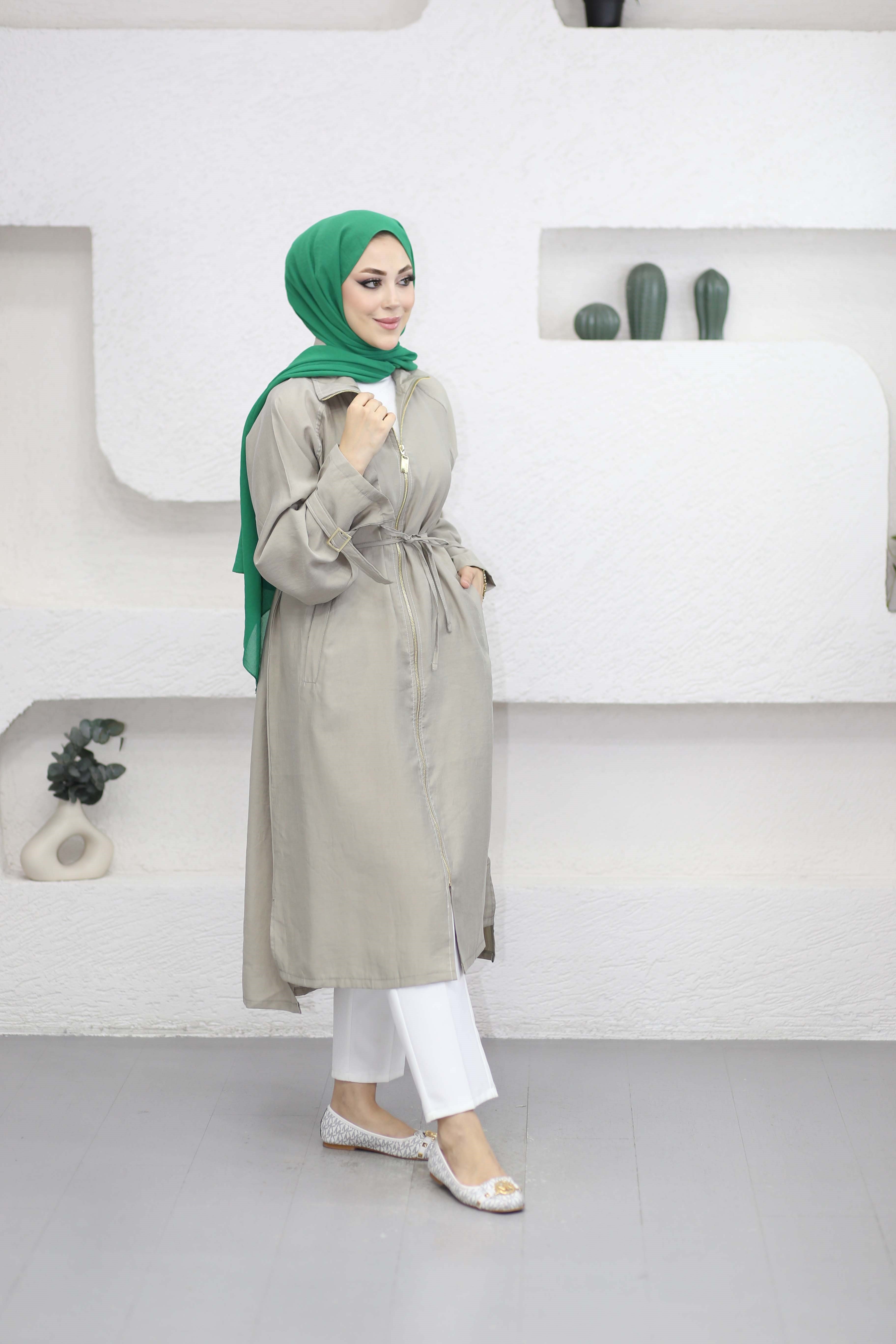 Apolet Detaylı Fermuarlı Kap Bej 3439