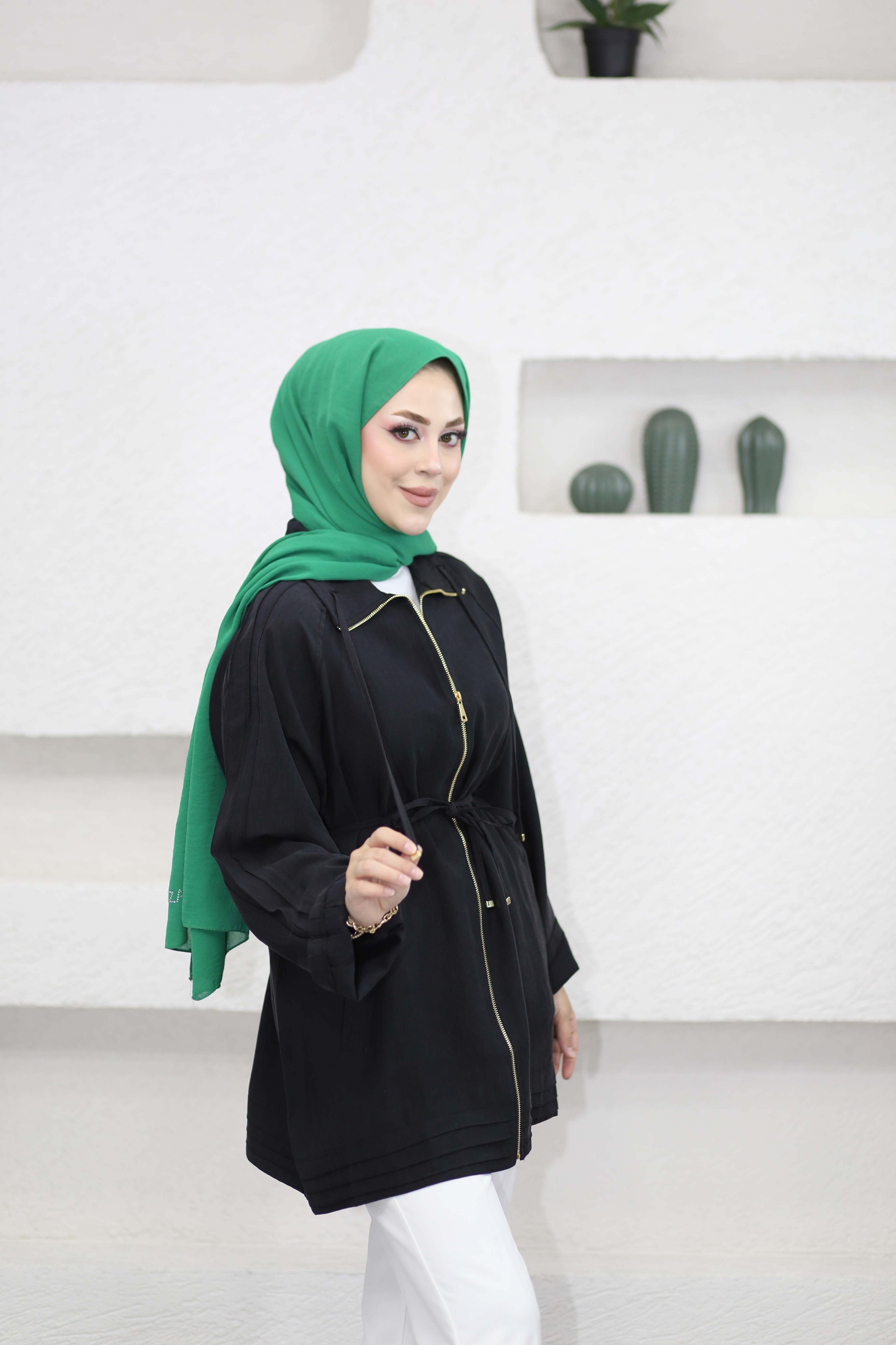 Yaka Bağcıklı Kap Siyah 6451