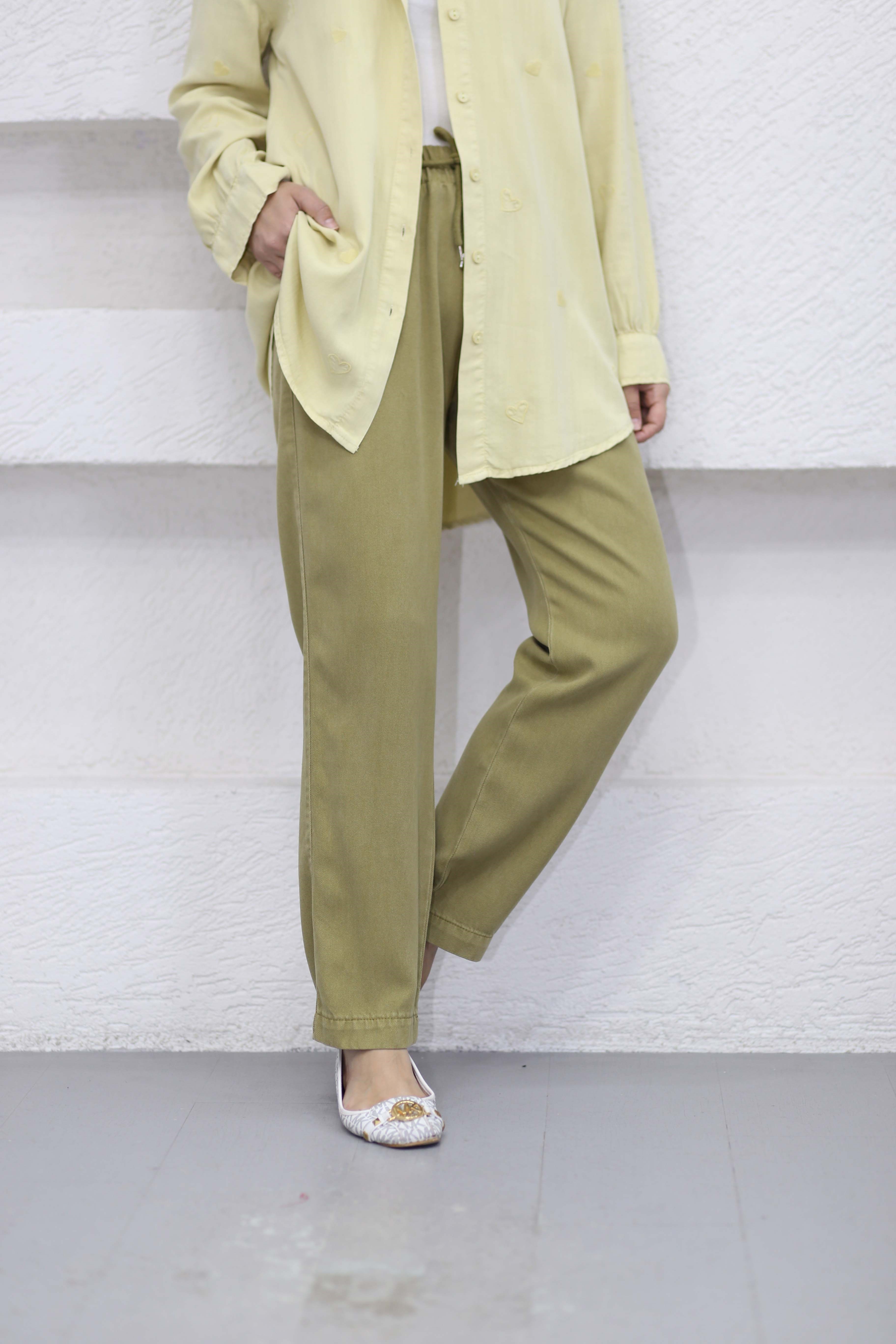 Havuç Tencel Pantolon Yağ Yeşili 2803