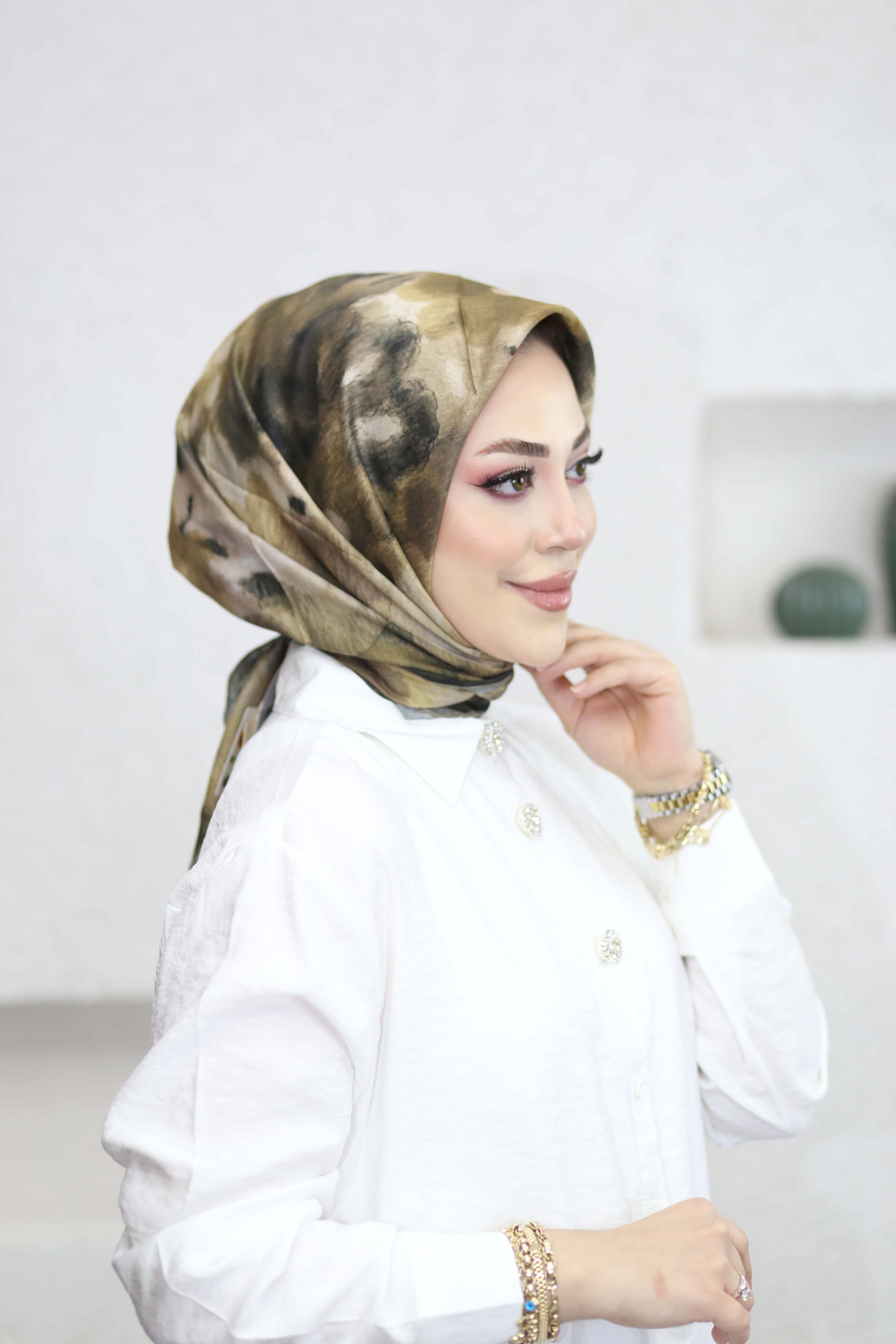 Çiçekli Ebruli Eşarp Haki 8251