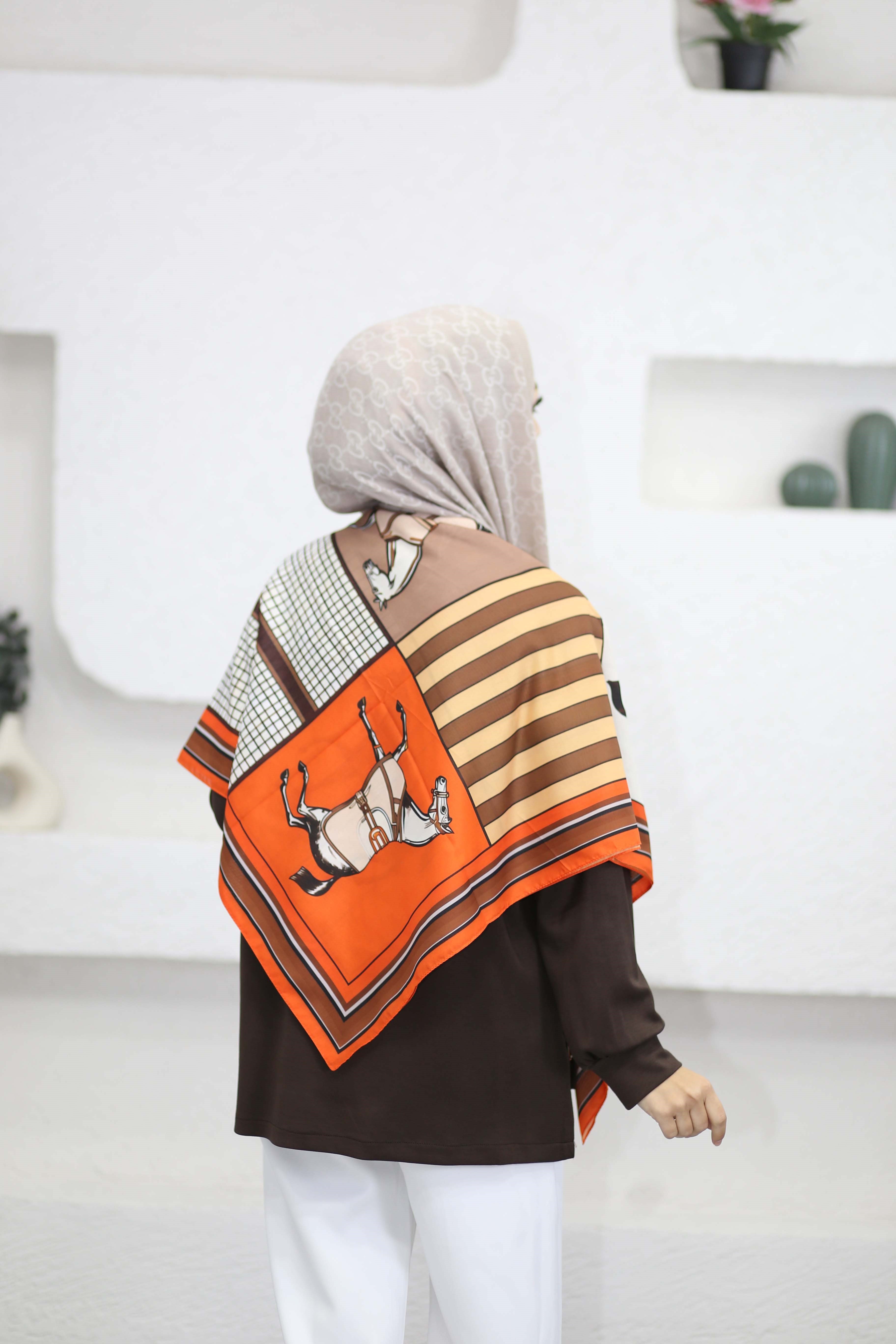 Floral Omuz şalı Turuncu 2851