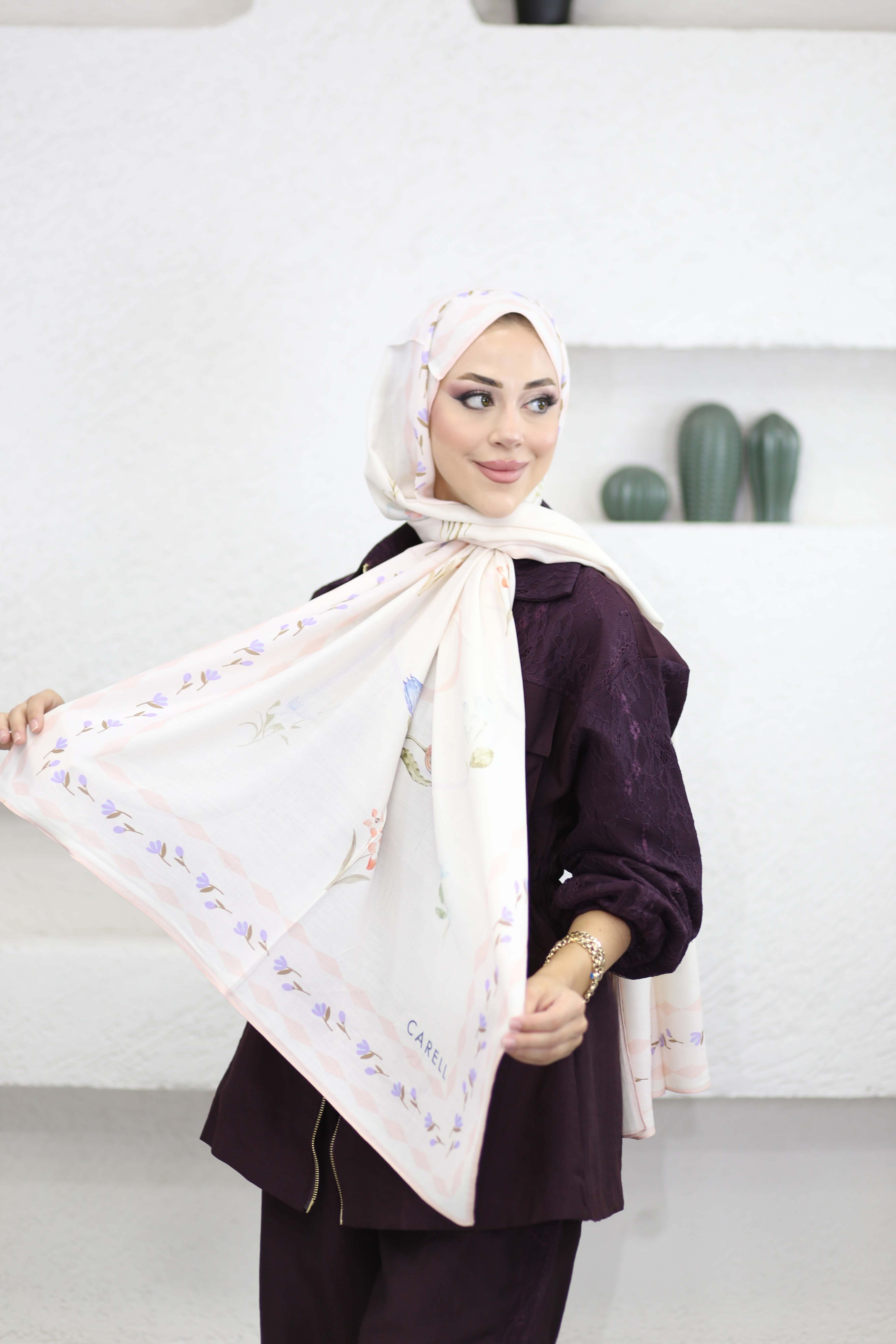 Fiora desen yünlü şal Pudra 01031