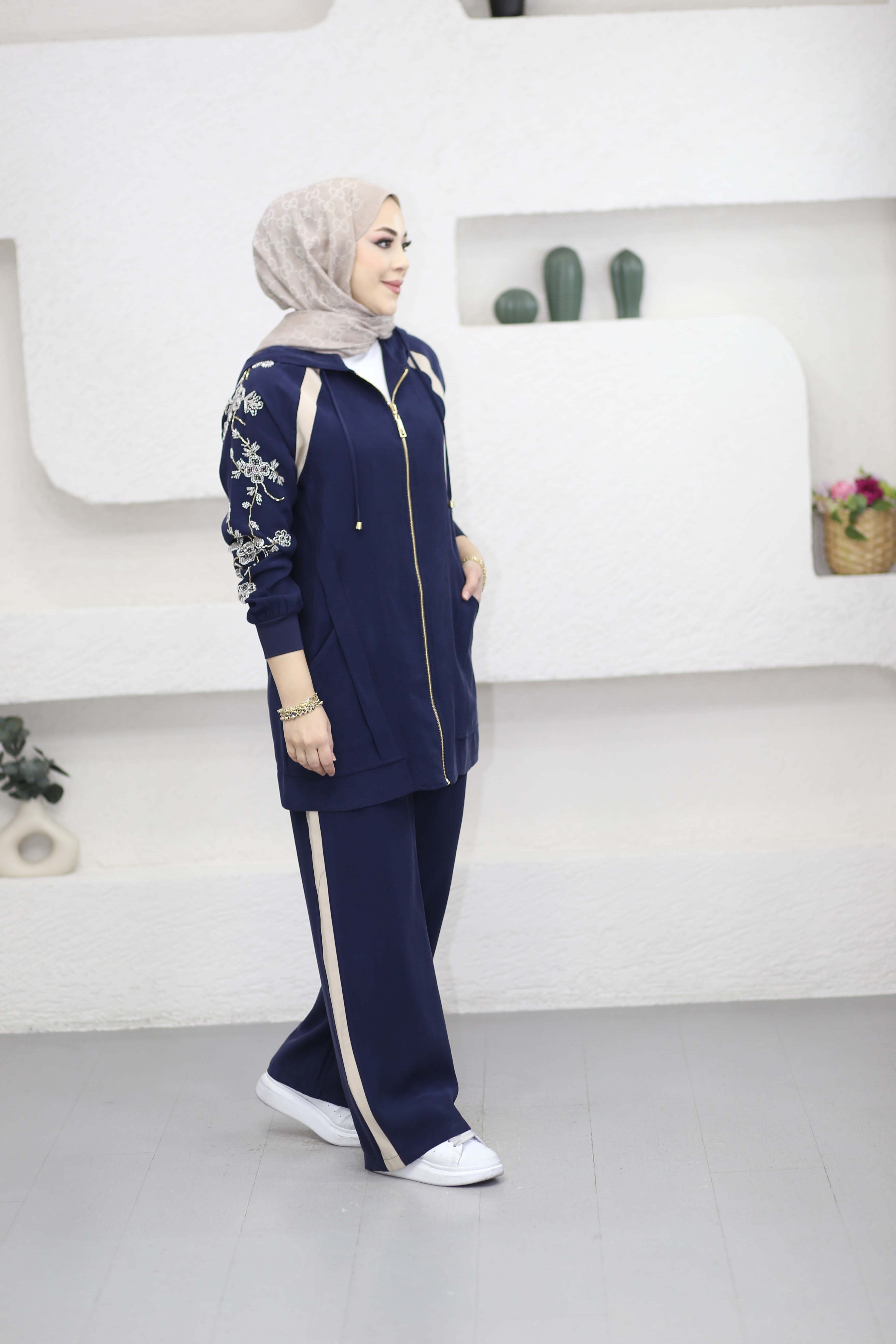 Çiçek Kollu Spor Takım Lacivert 1463