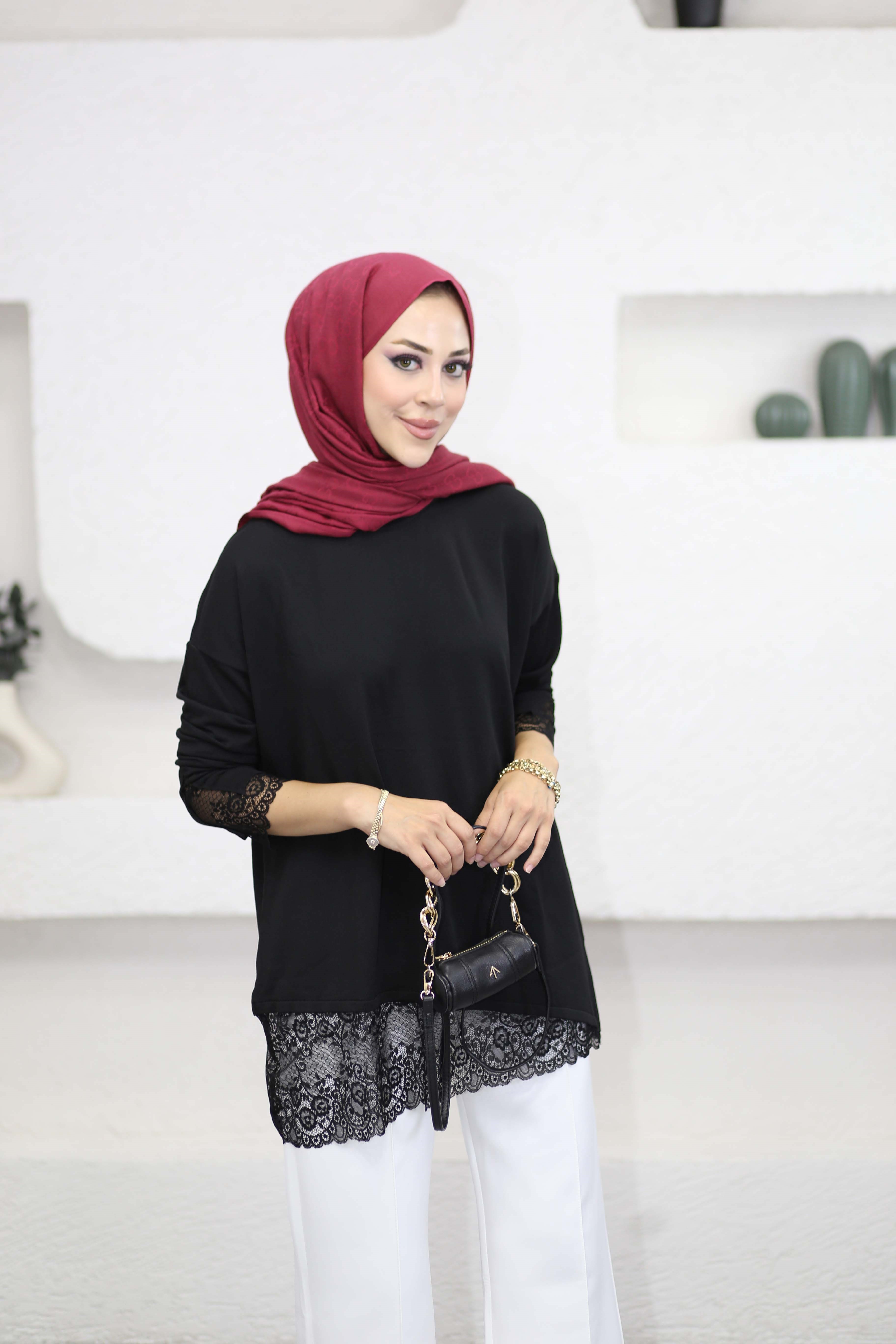 Etek Ucu Dantelli Triko Tunik Siyah 44305