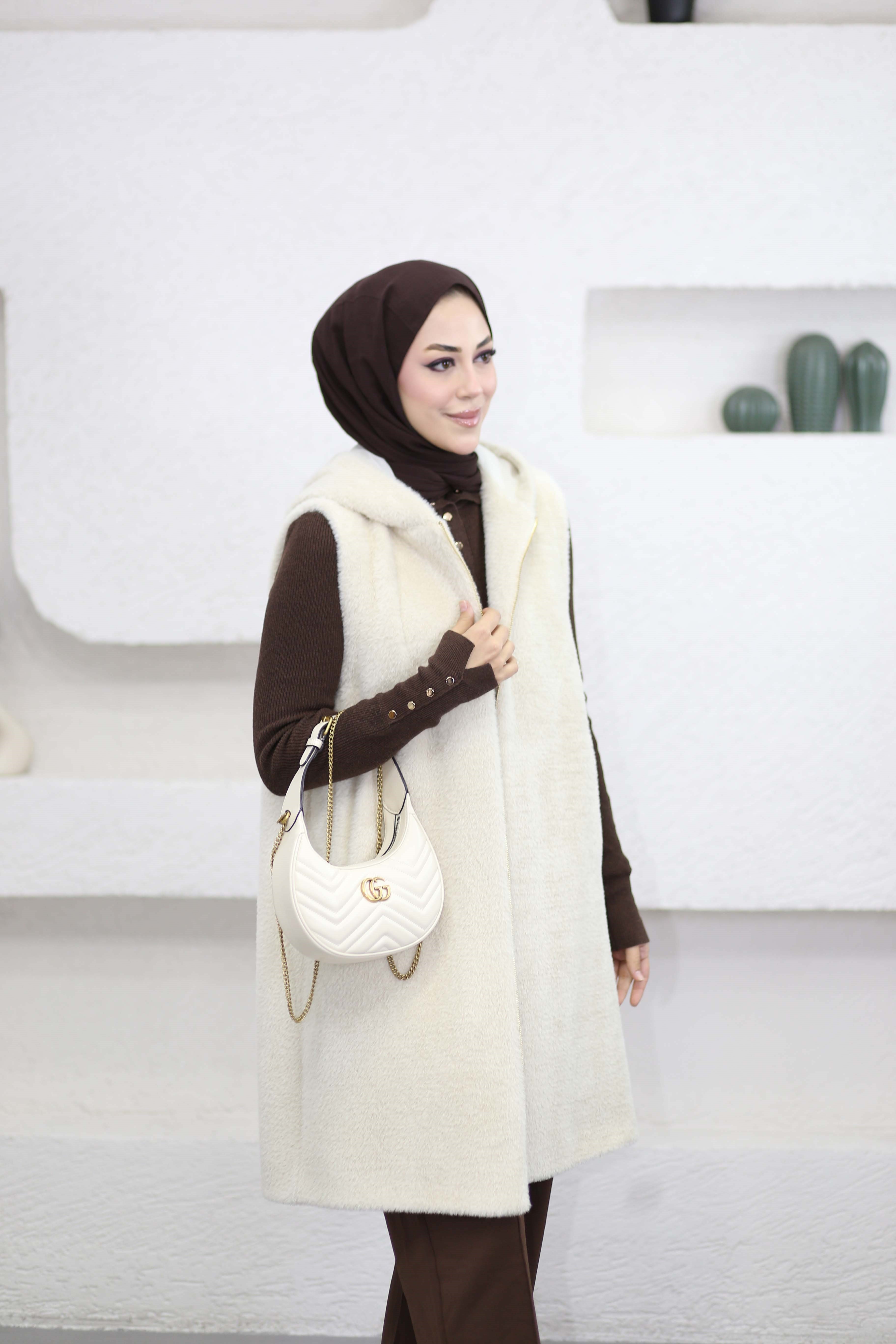 Uzun Angora Yelek Bej 4630