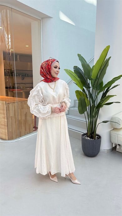 Kol Fırfır Detaylı Takım Krem 22861