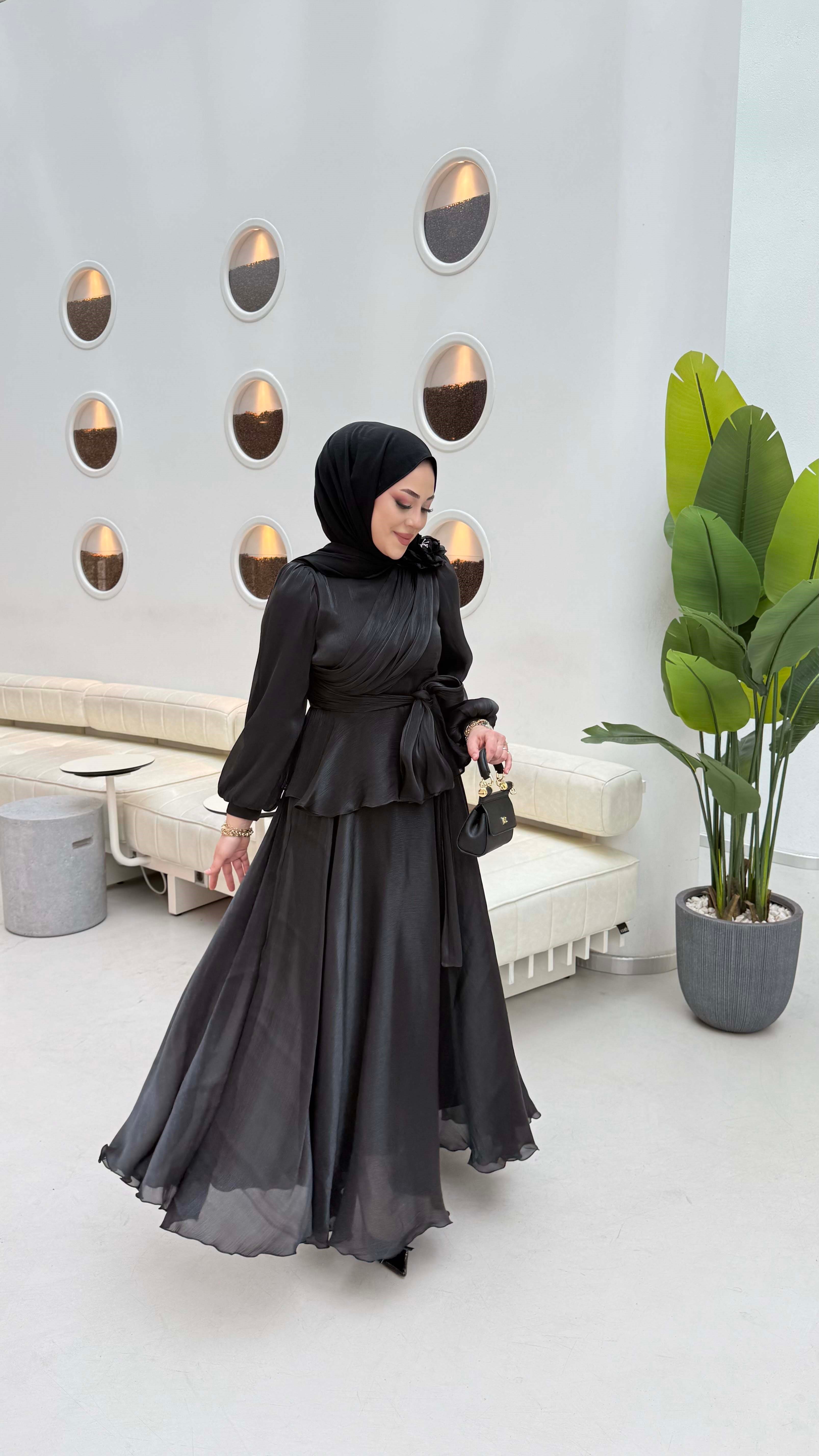 Broş Detaylı Abiye Siyah 9593